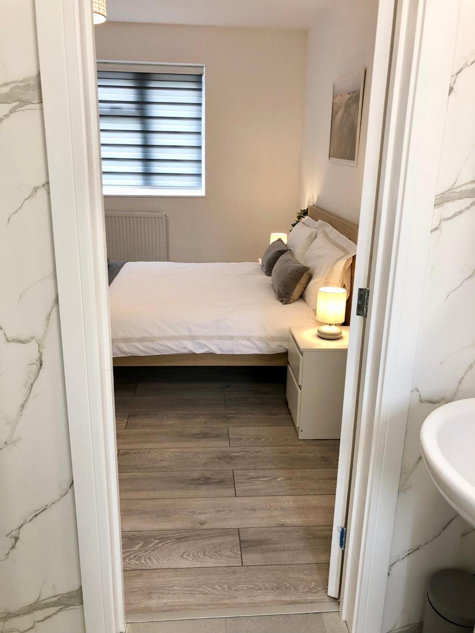 Double Room with Private Bathroom photo 2