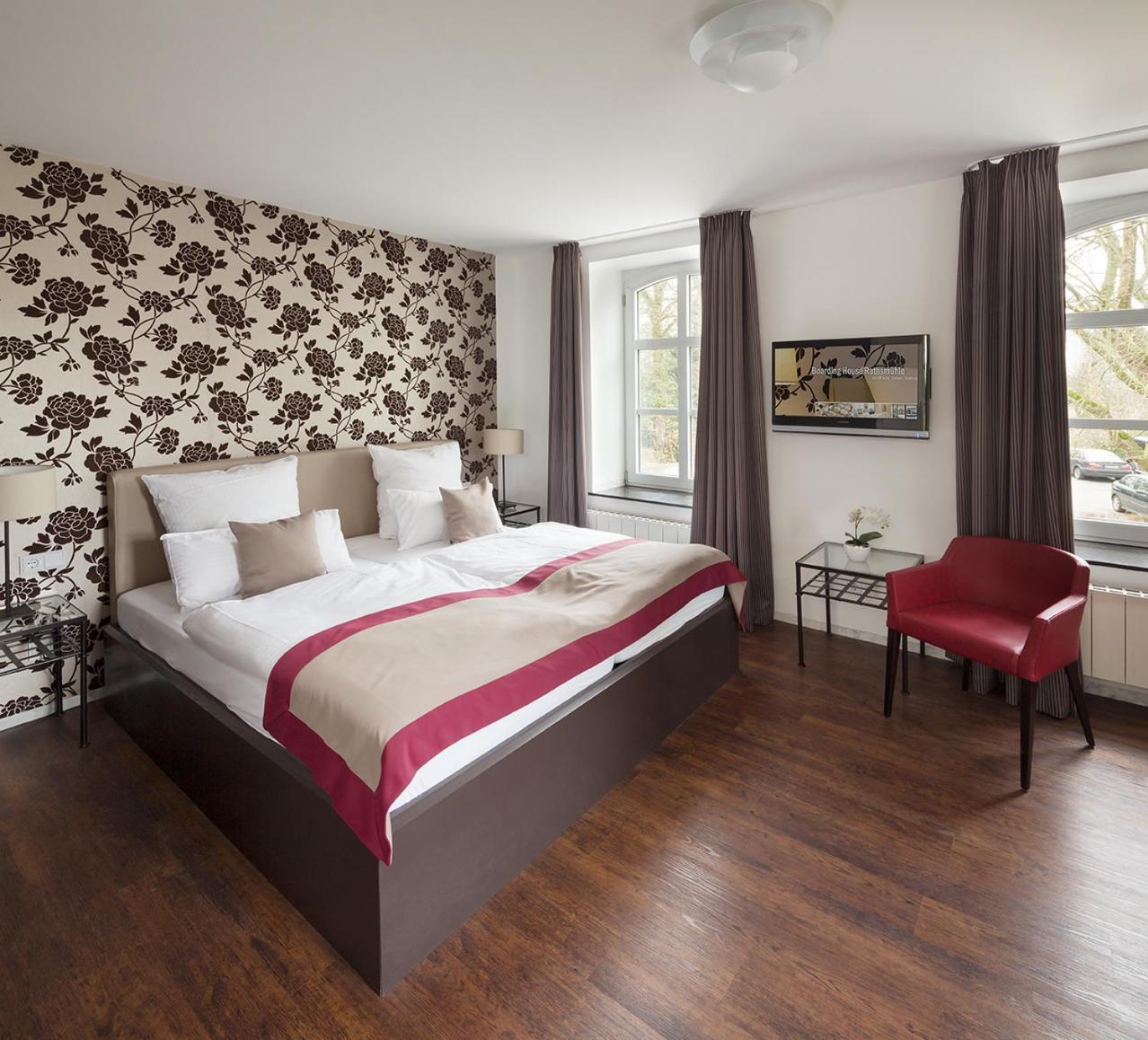 Large Double Room