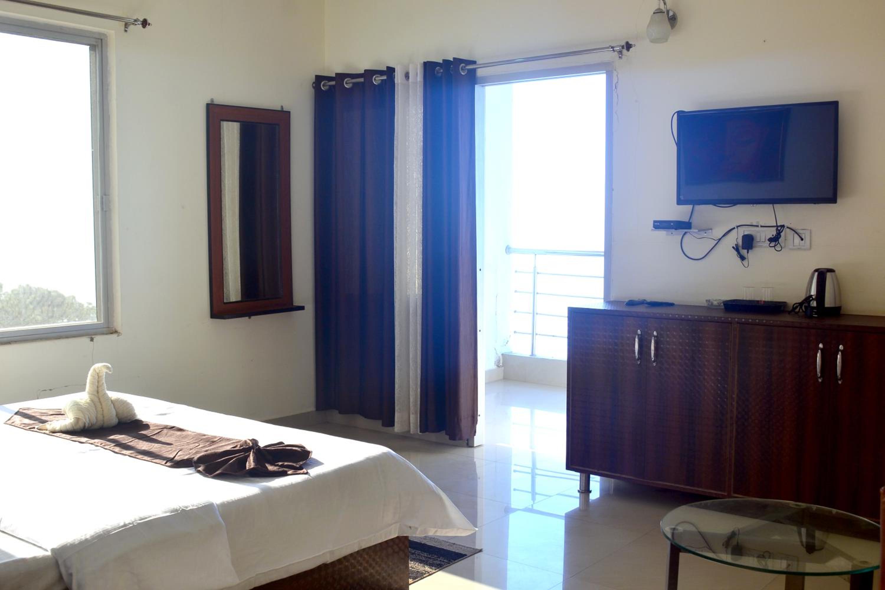 King Room with Mountain View - Photo 6