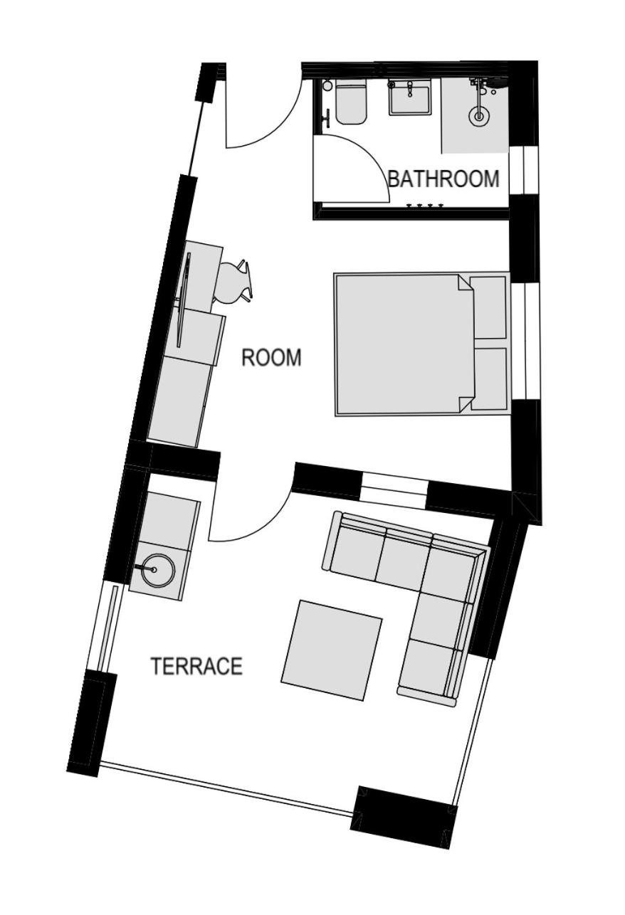 Deluxe Double Room with Balcony photo 2