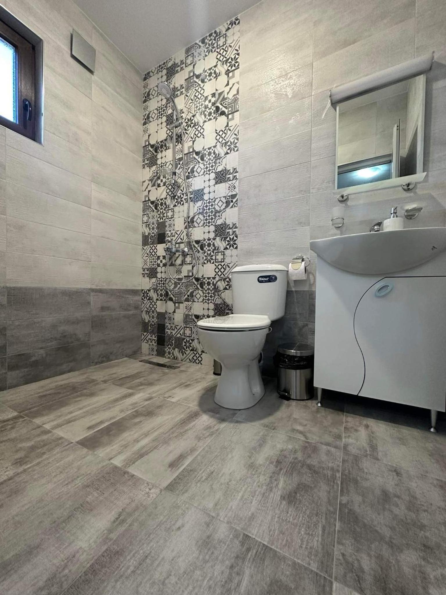 Three-Bedroom Villa - Photo 7