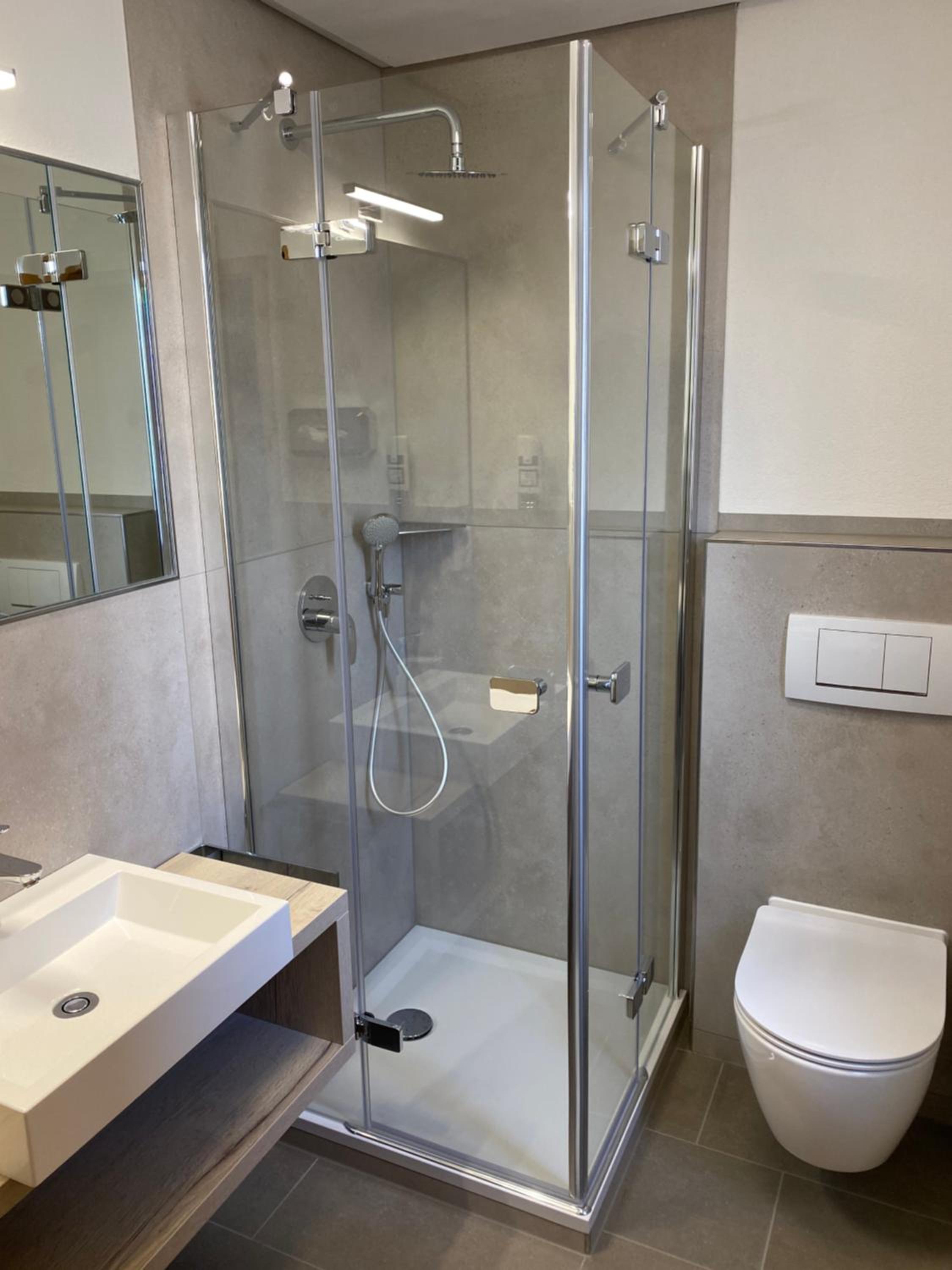 Double Room with Balcony - Photo 7