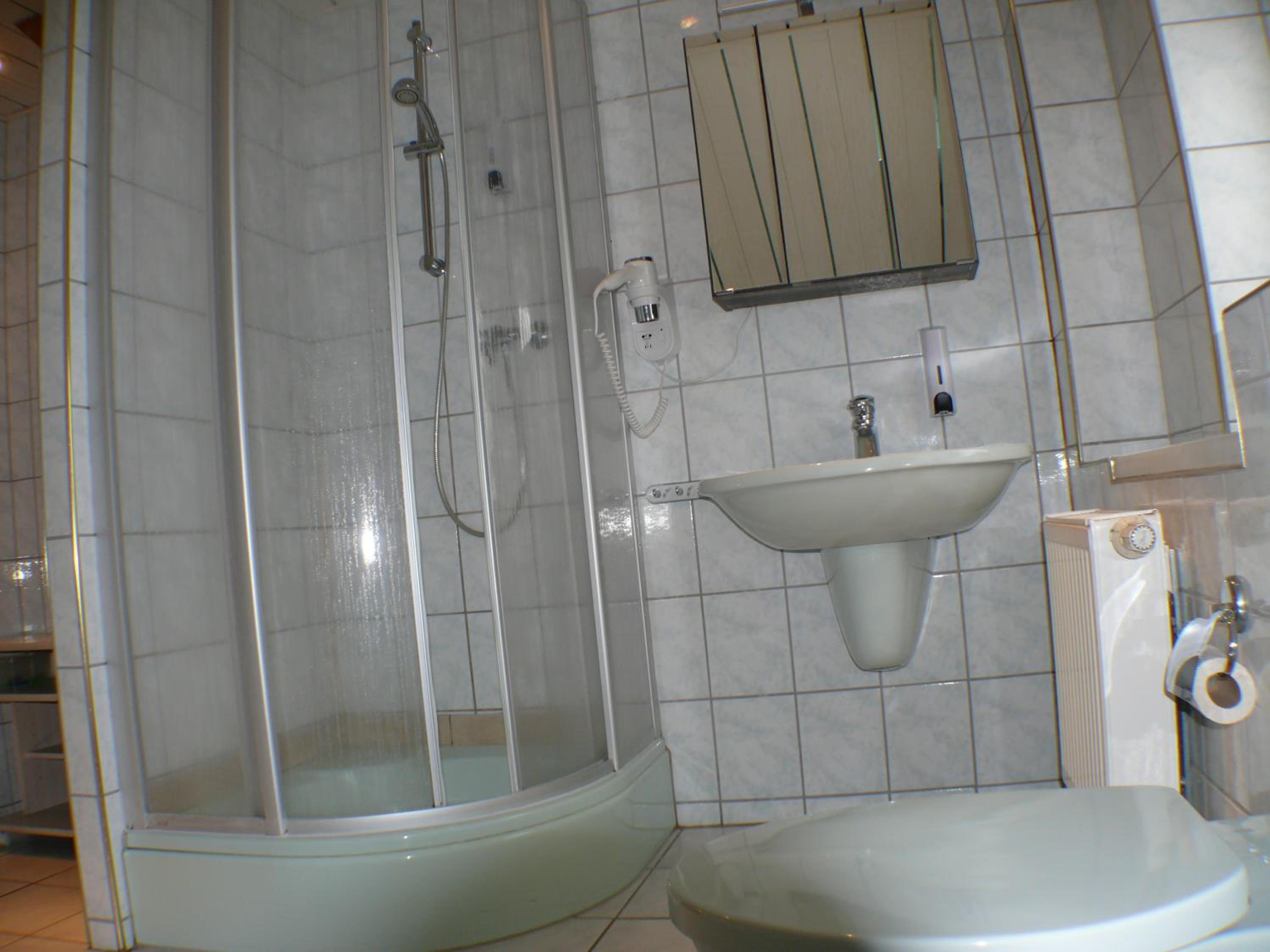 Family Room With Bath photo 3