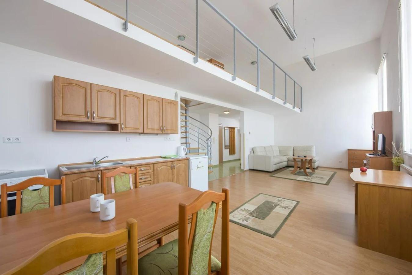 Family Suite - Photo 3