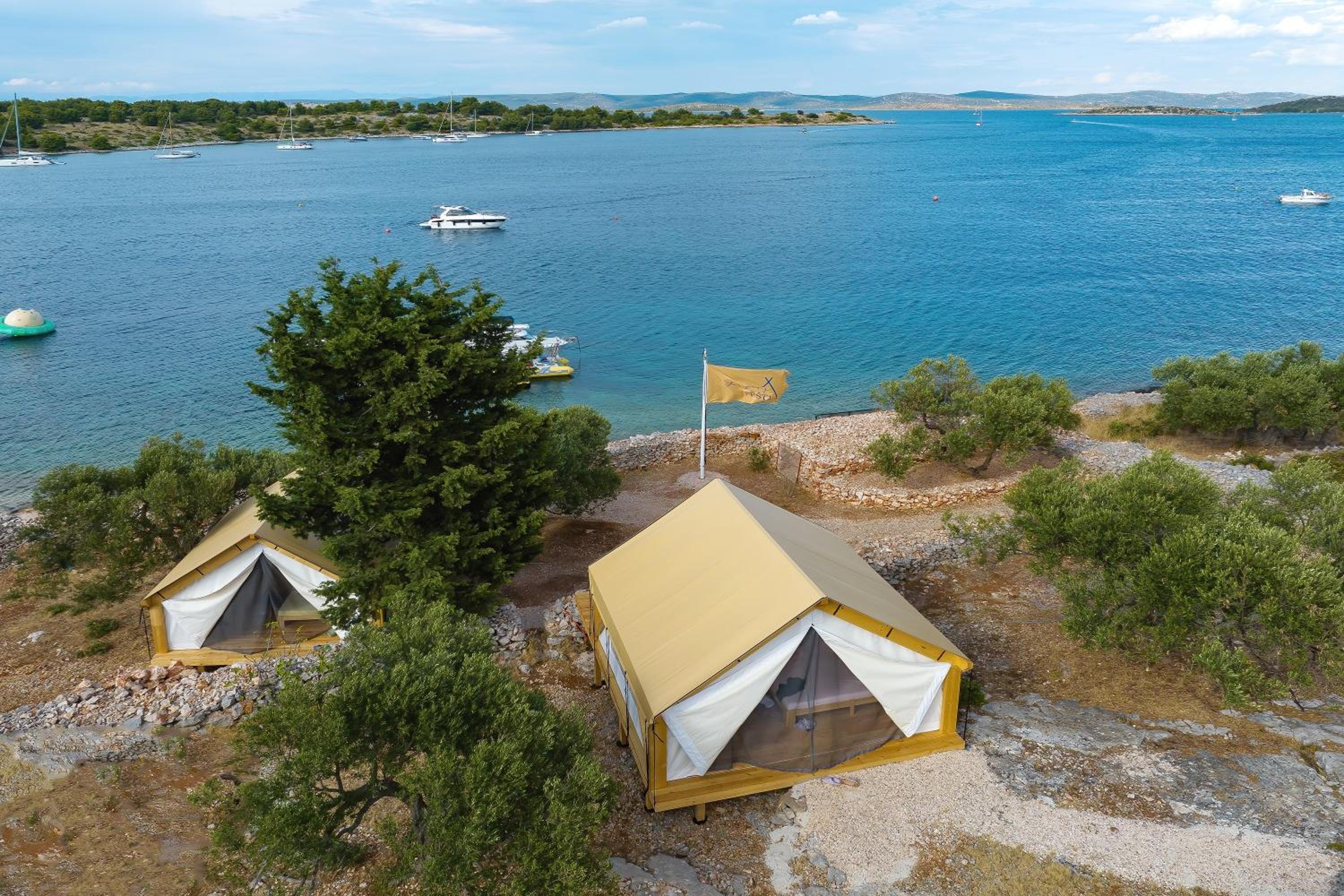 Tent - Photo 5