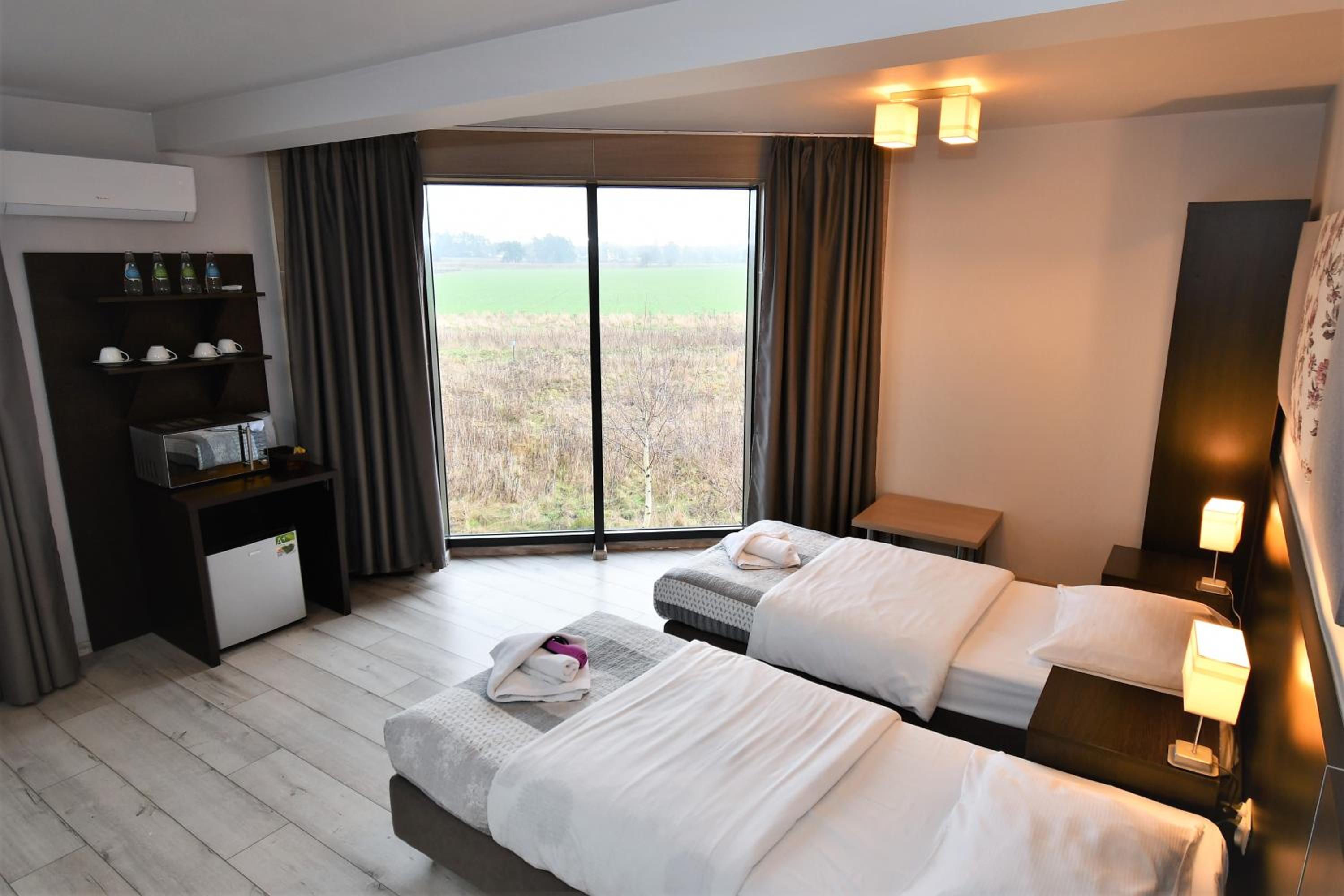 Quadruple Room - Photo 2