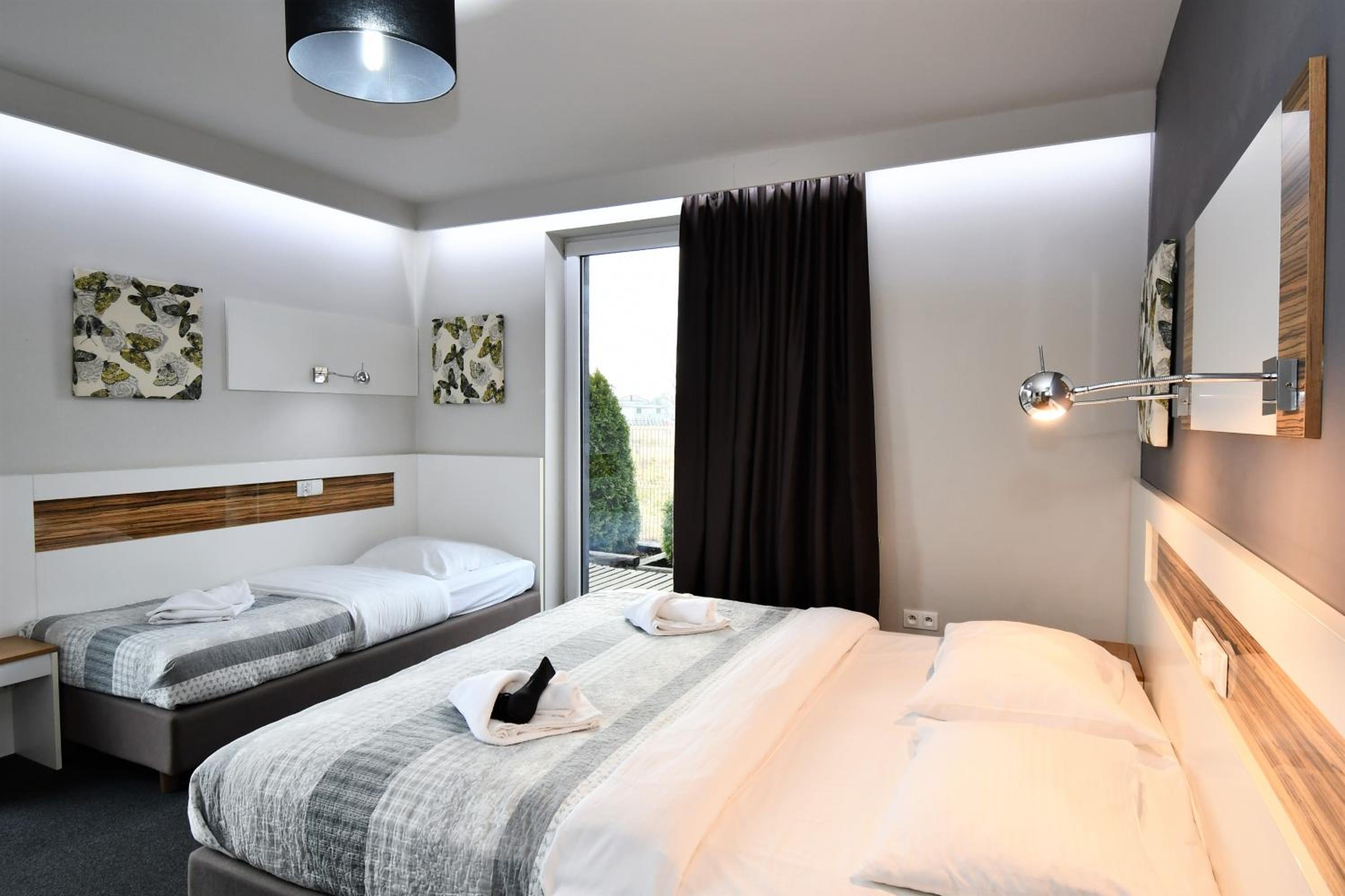 Triple Room - Photo 1