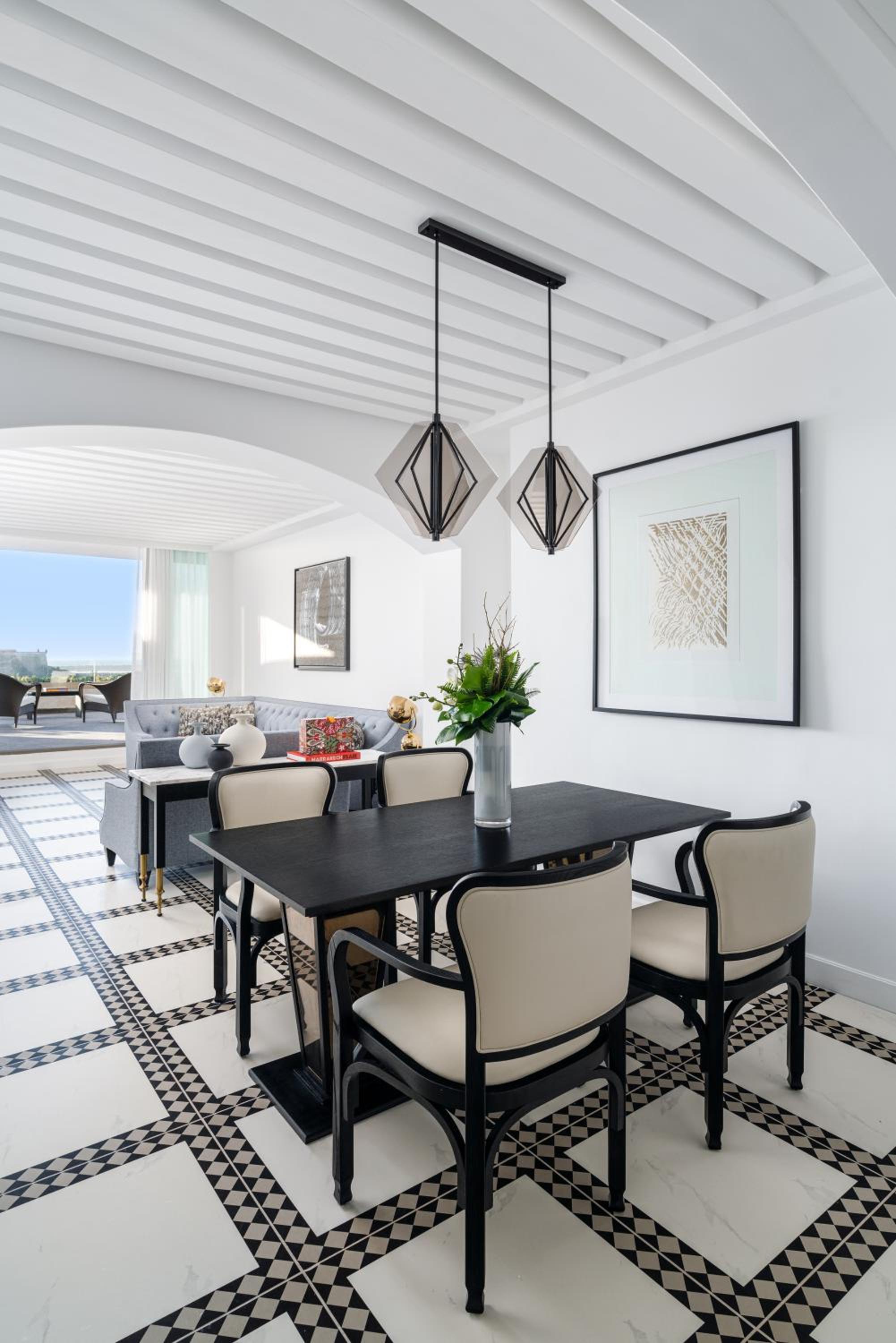 Heritage King Suite - Photo 10