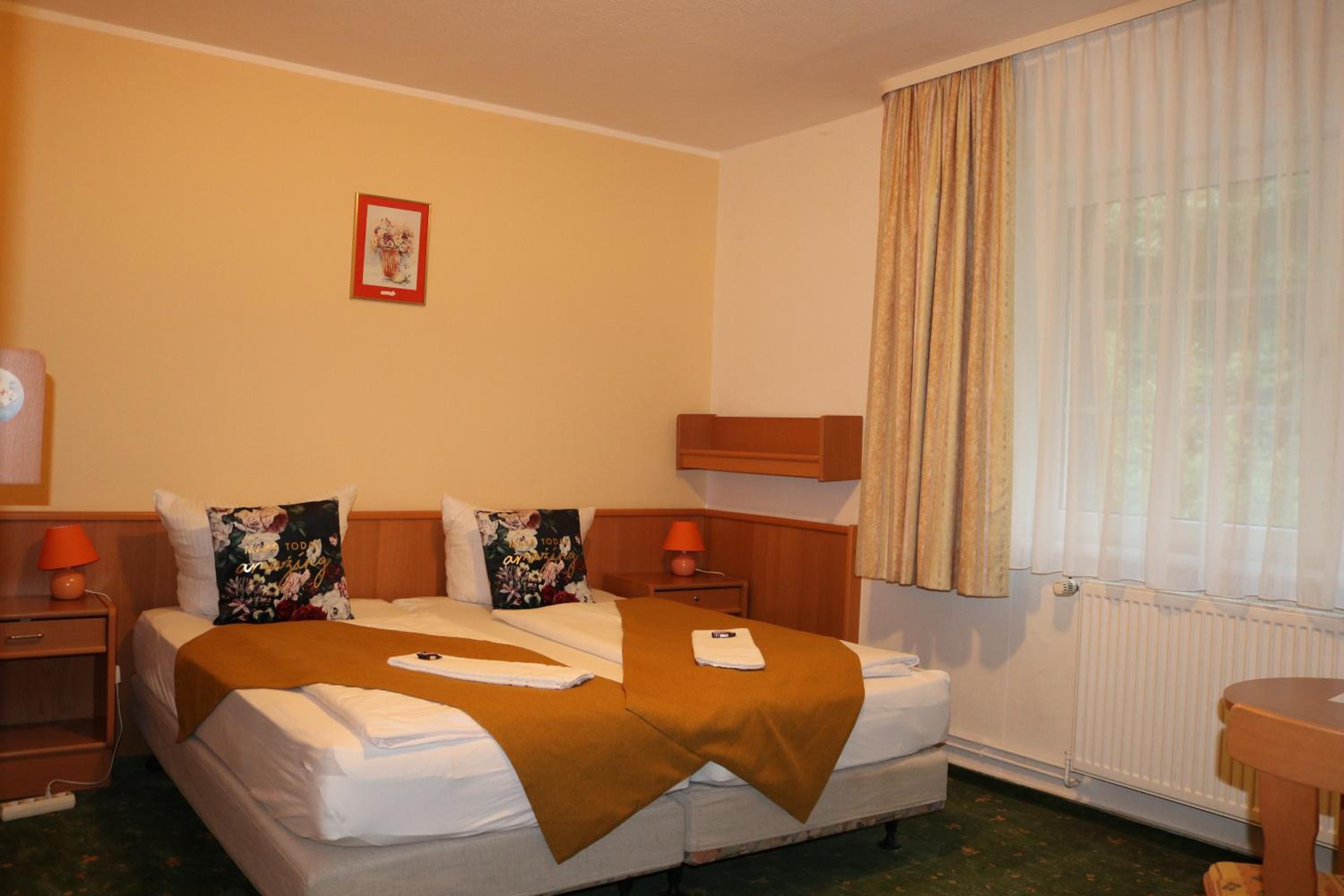 Double Room - Disability Access - Photo 4