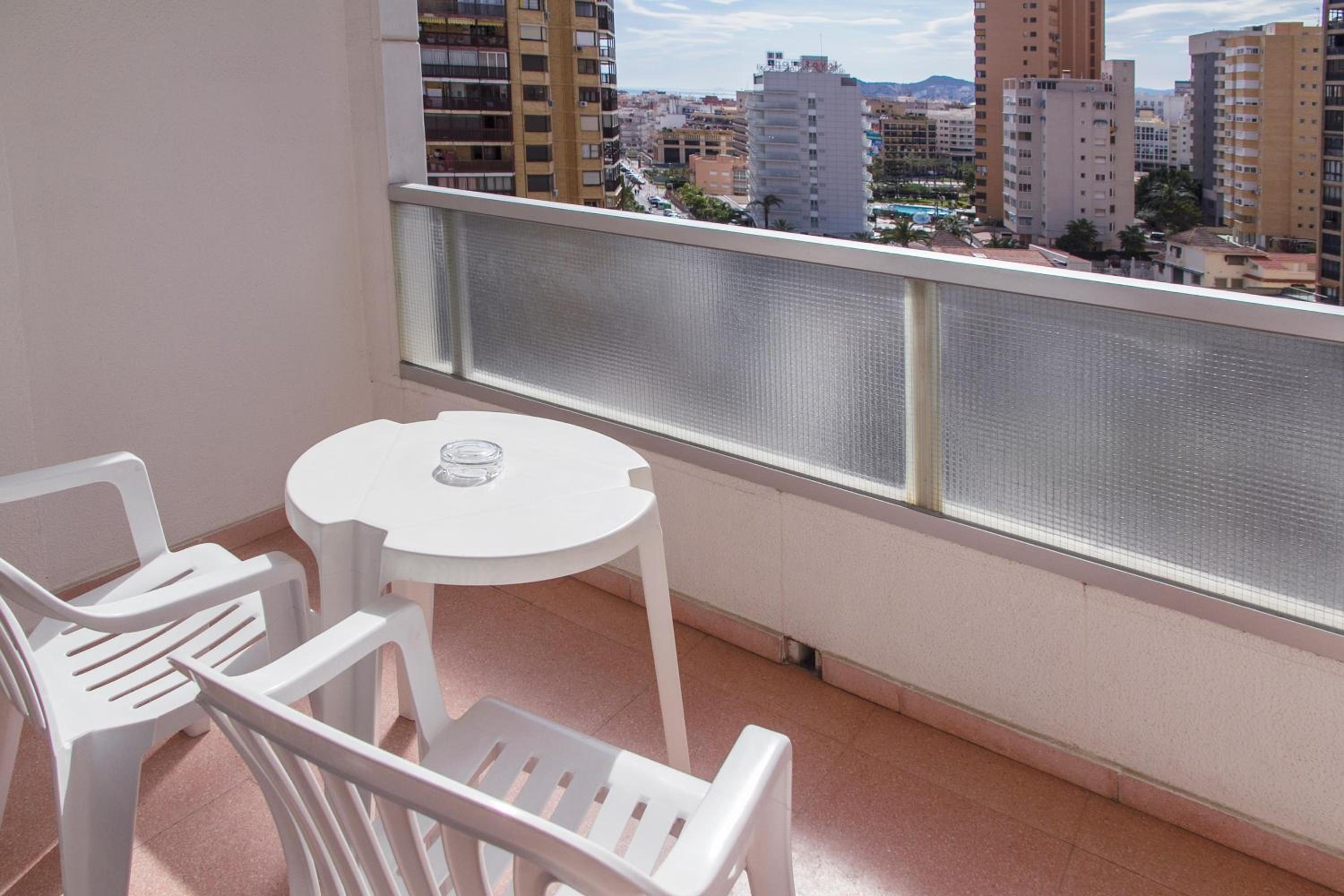 Double or Twin Room (2 Adults + 2 Children)