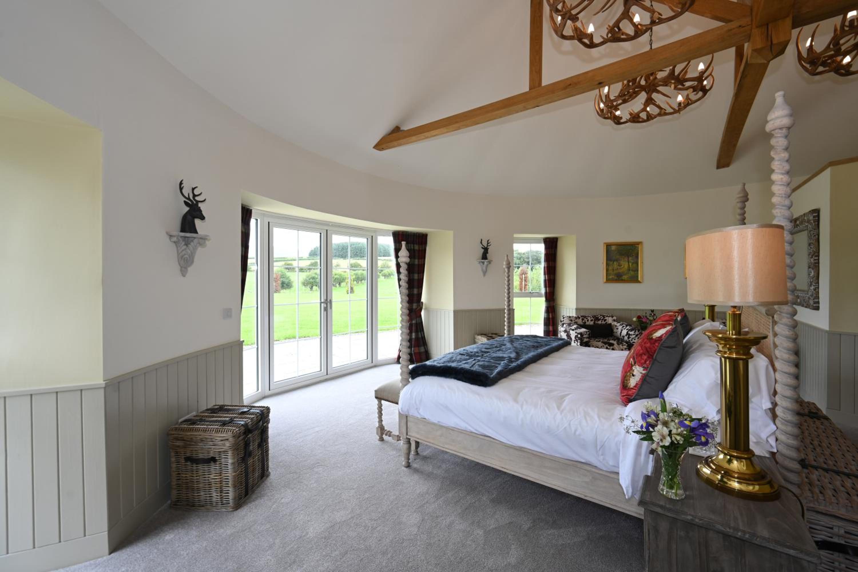 Three-Bedroom House photo 1