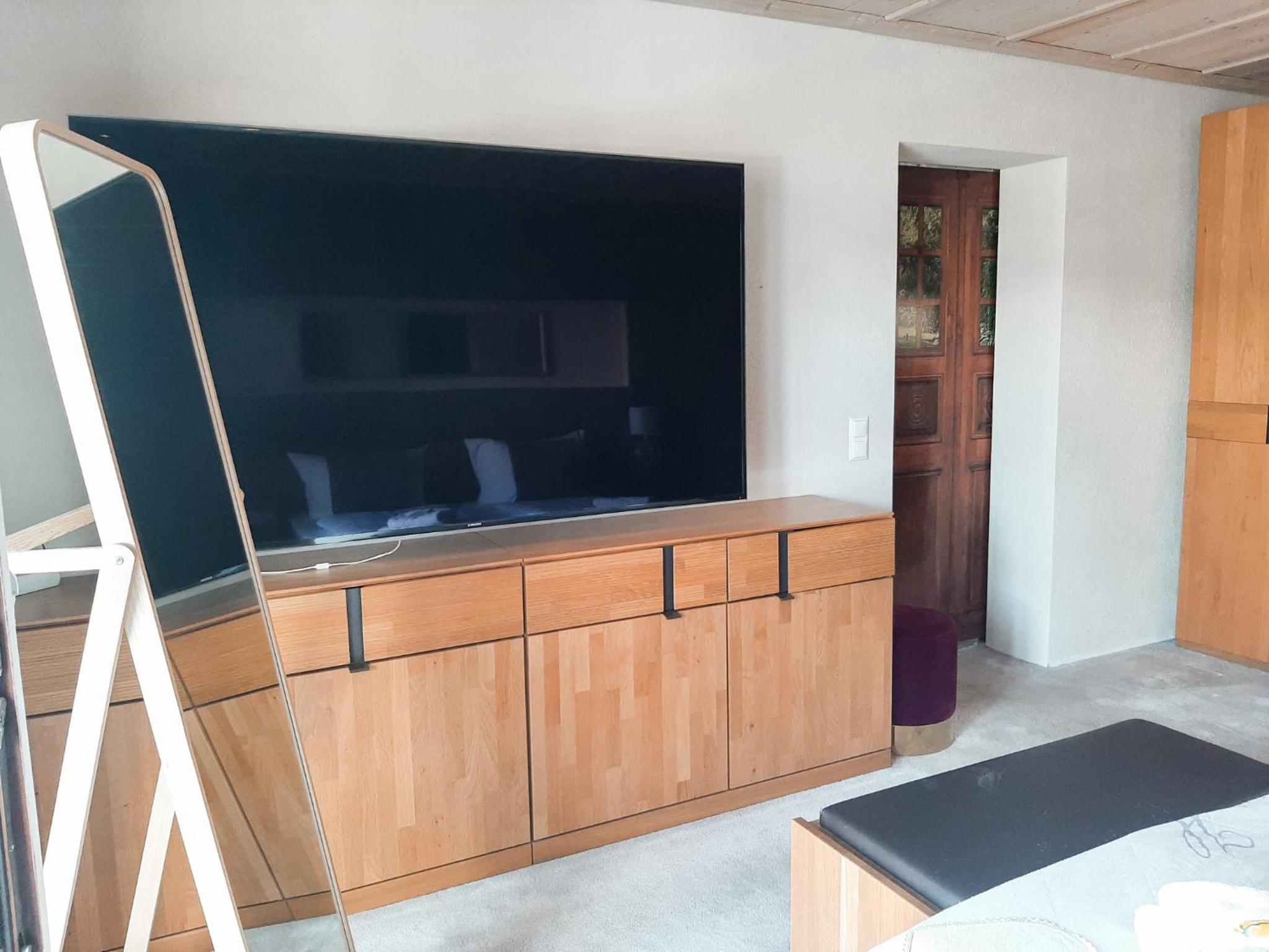 Deluxe Double Room with Balcony - Photo 5