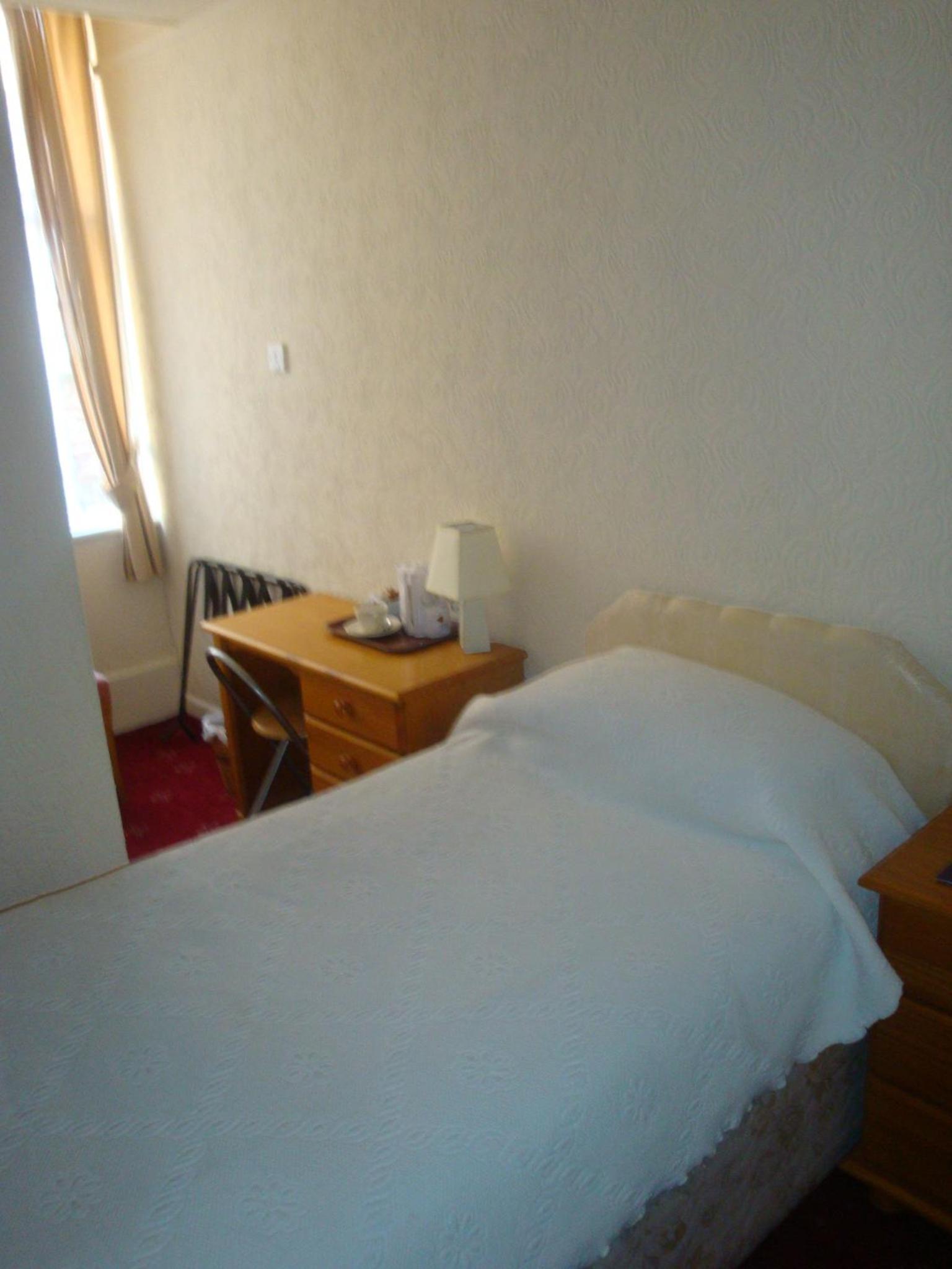 Single Room photo 3