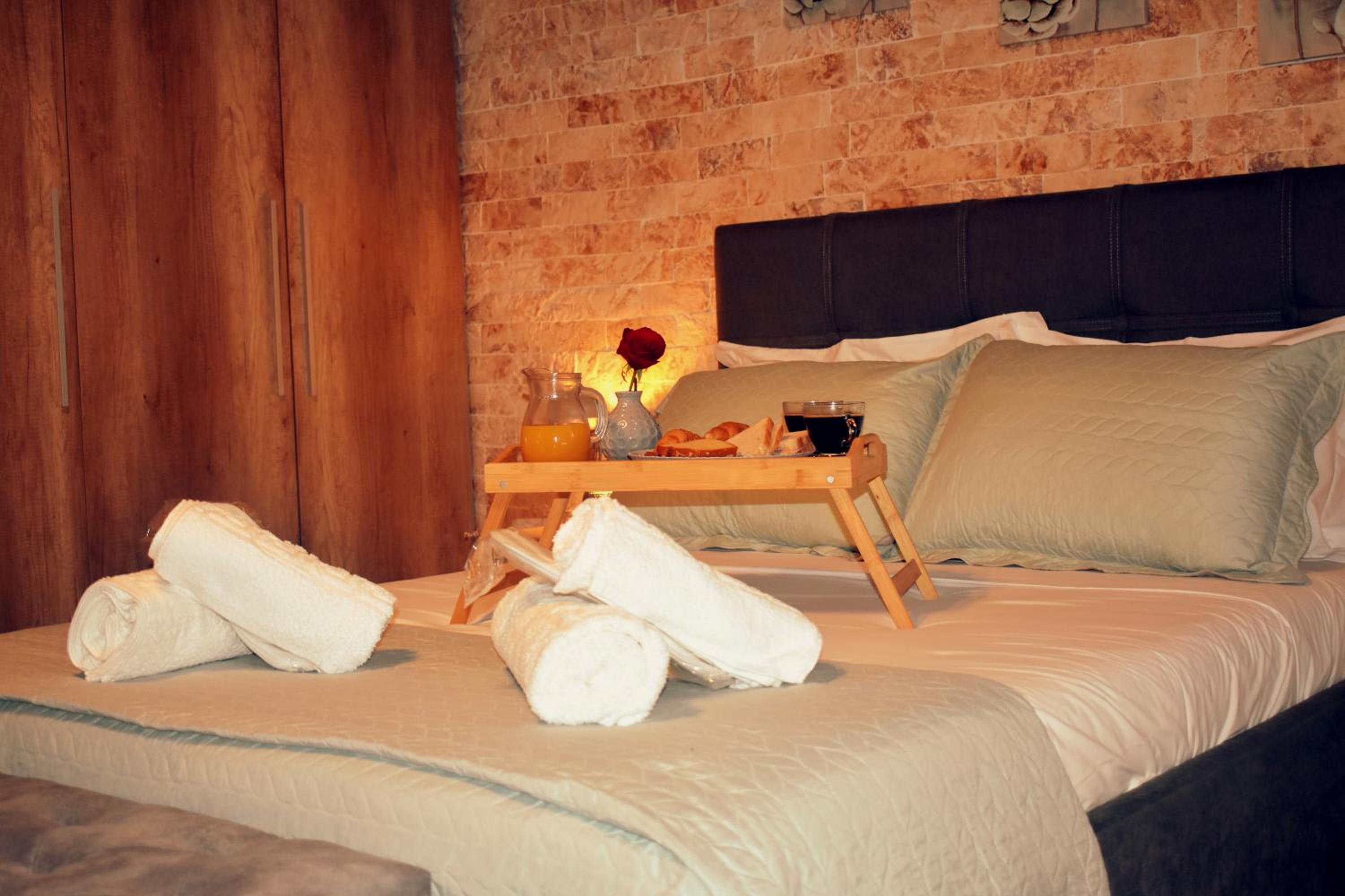 One-Bedroom Apartment - Photo 44