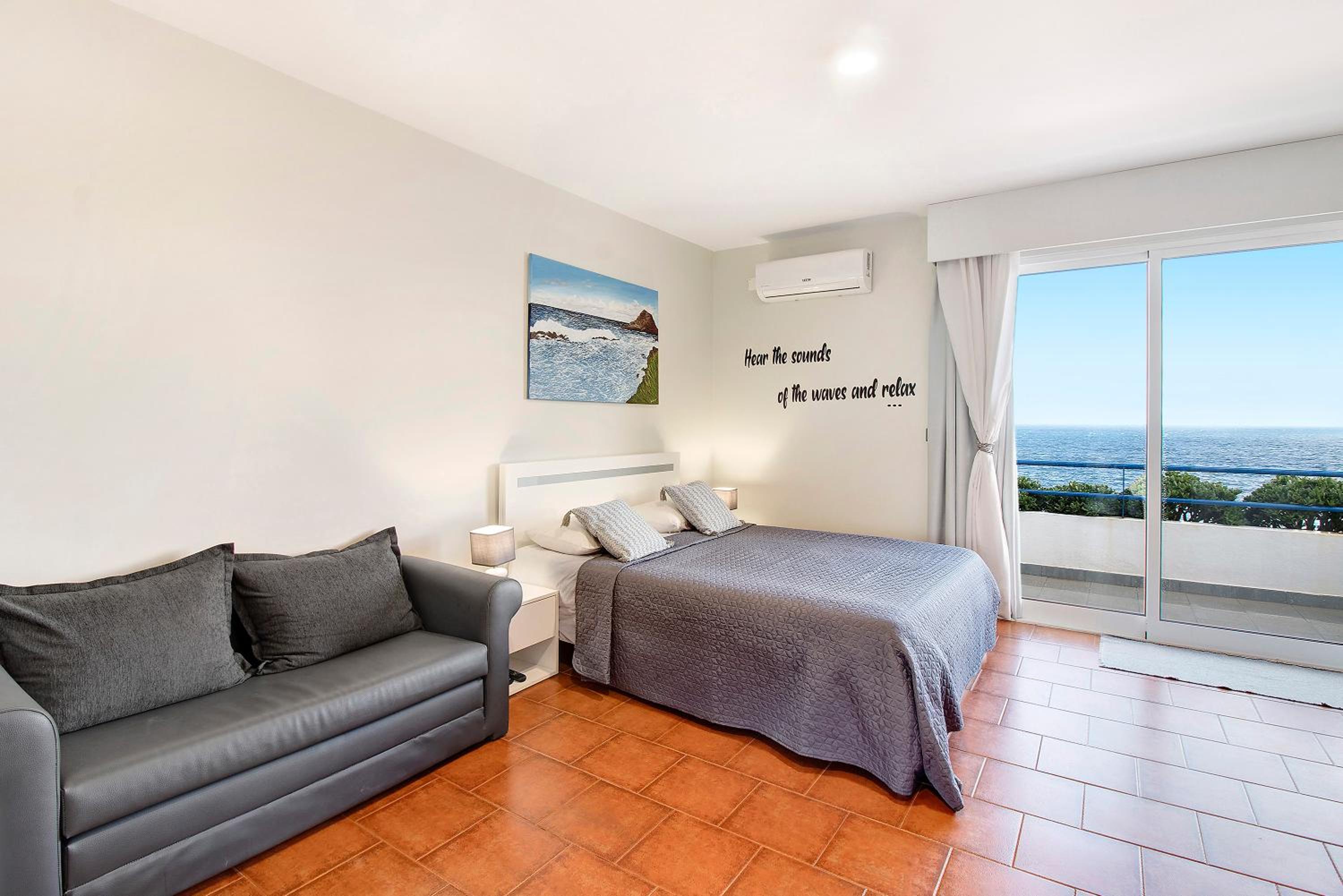 Studio with Sea View photo 1