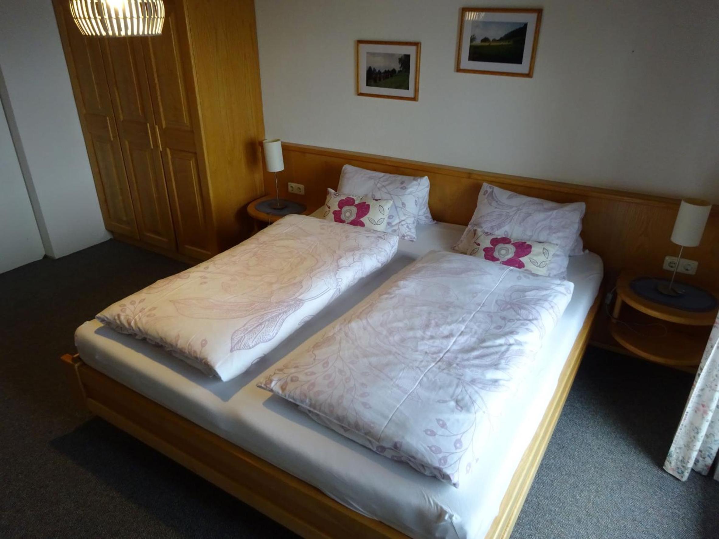 Two-Bedroom Apartment with Balcony photo 2