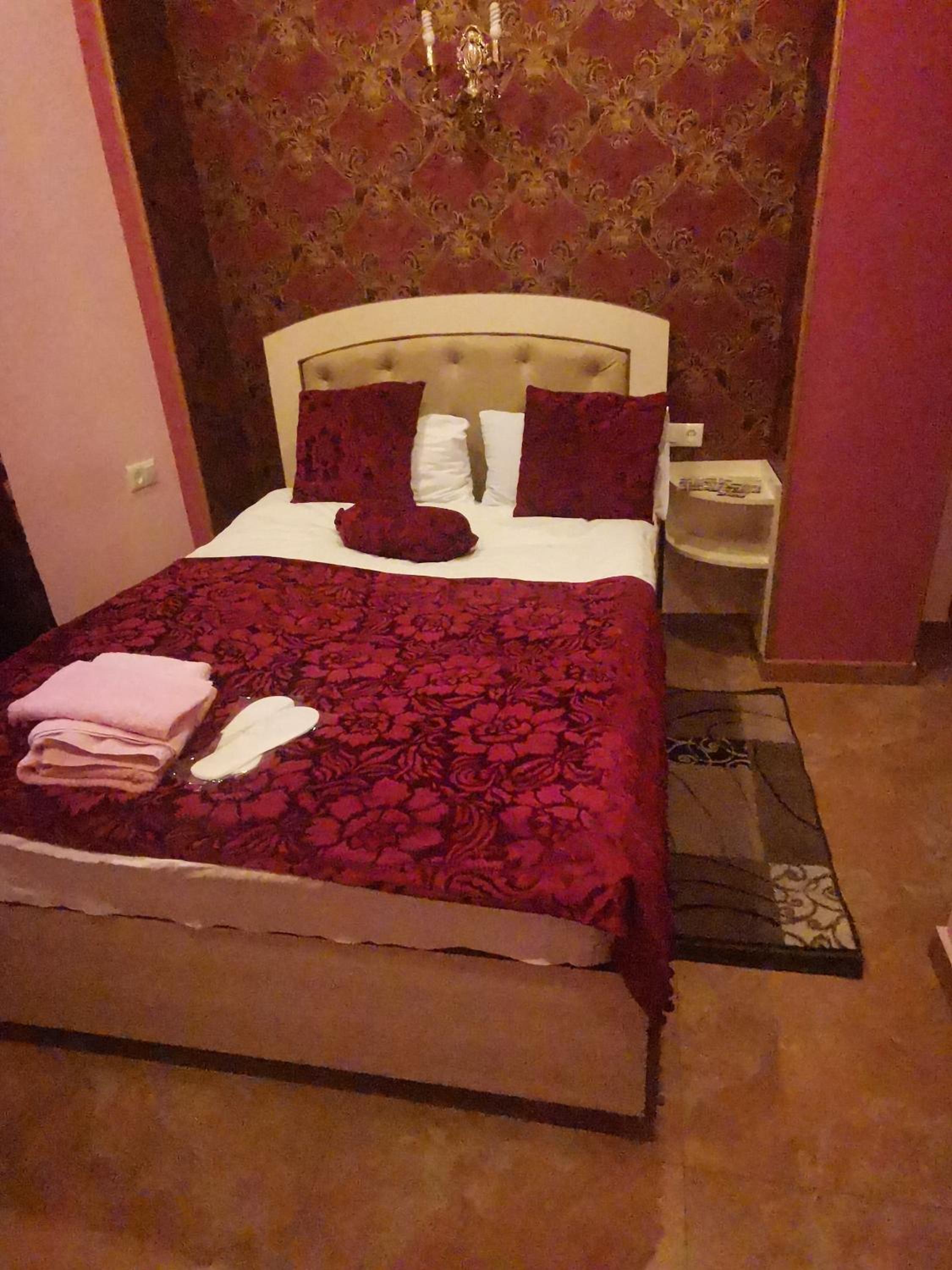 Large Double Room