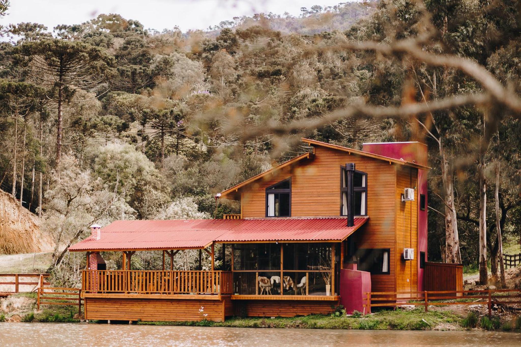 Two-Bedroom Chalet - Photo 2
