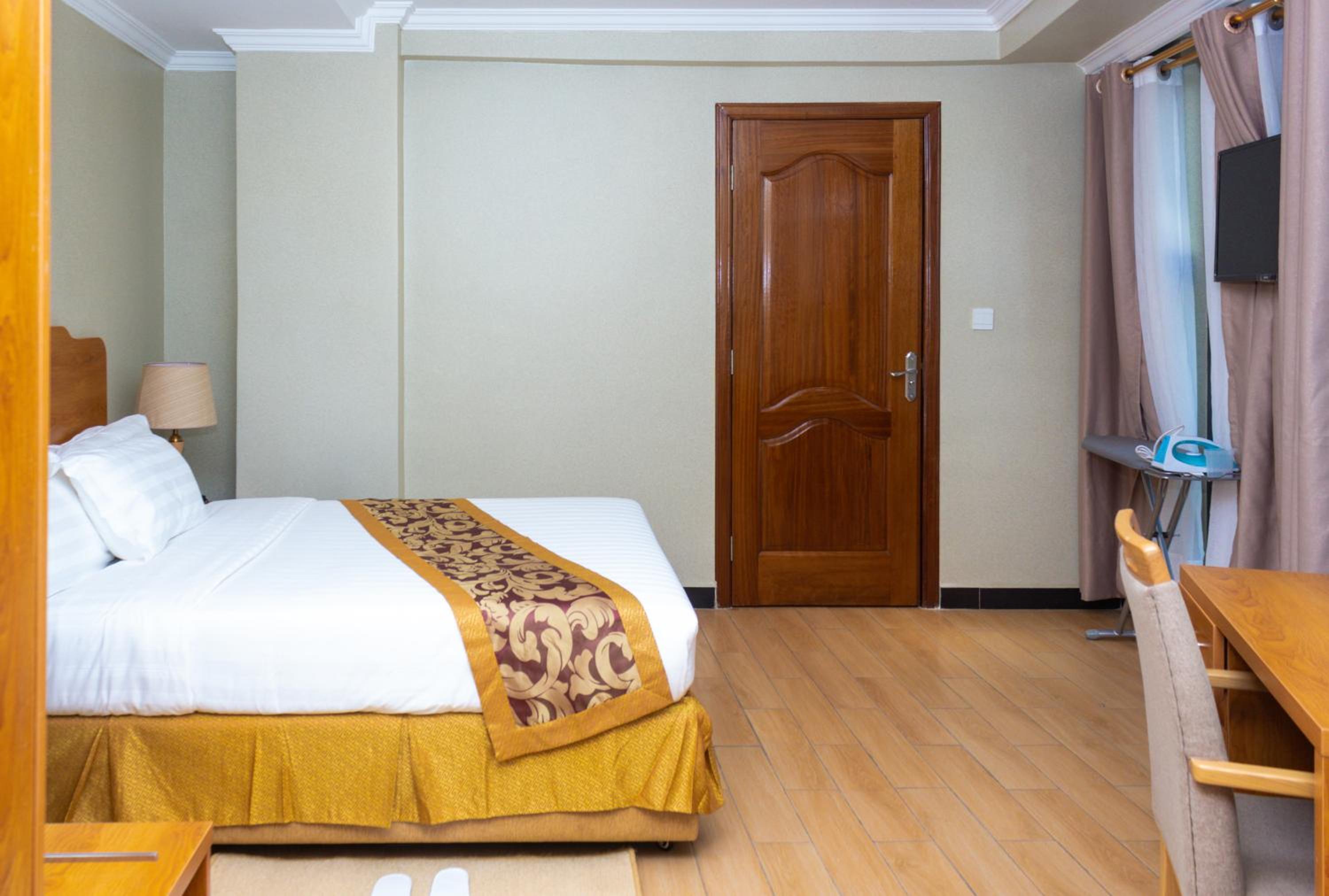 Double Room with Mountain View