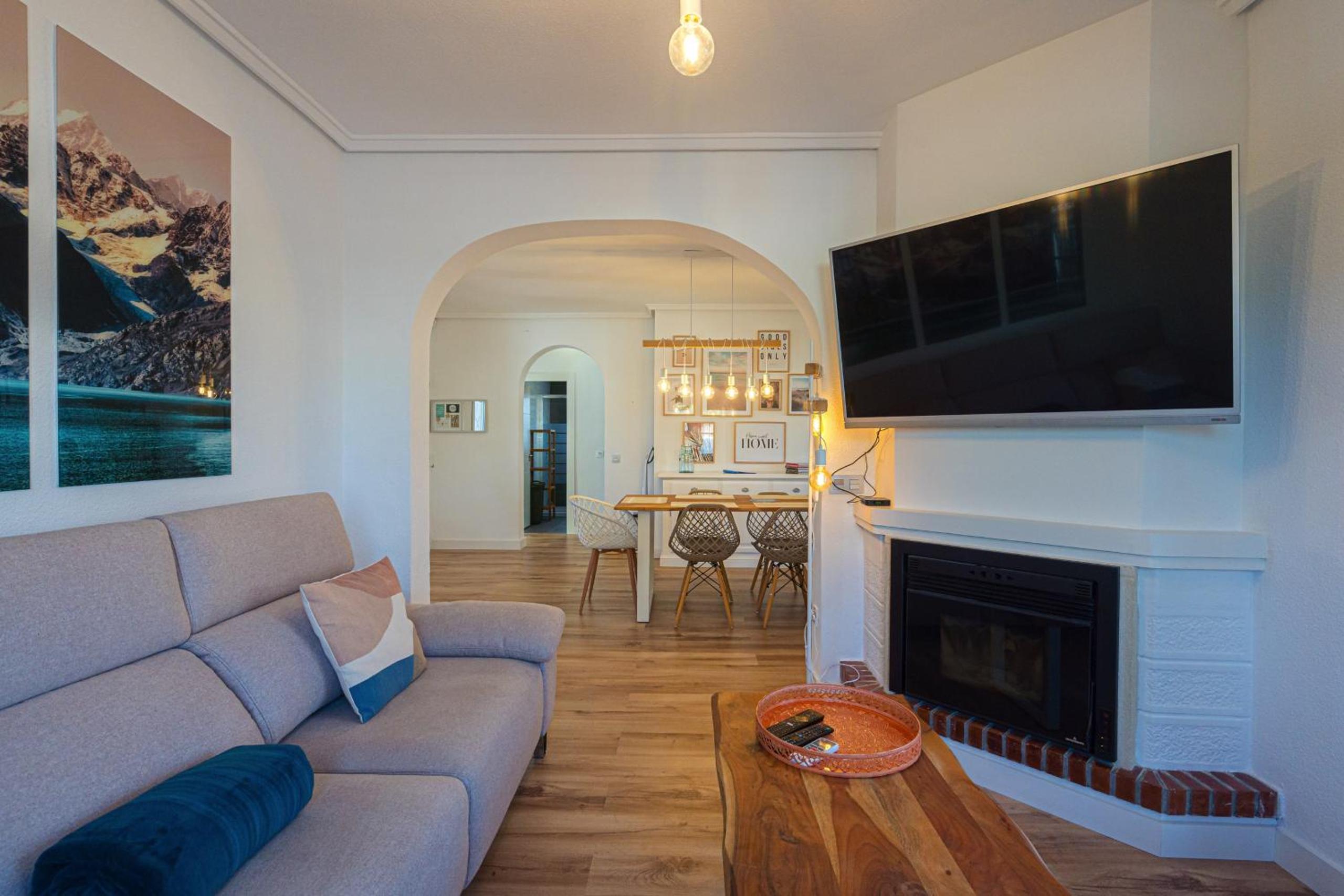 Three-Bedroom Villa photo 2