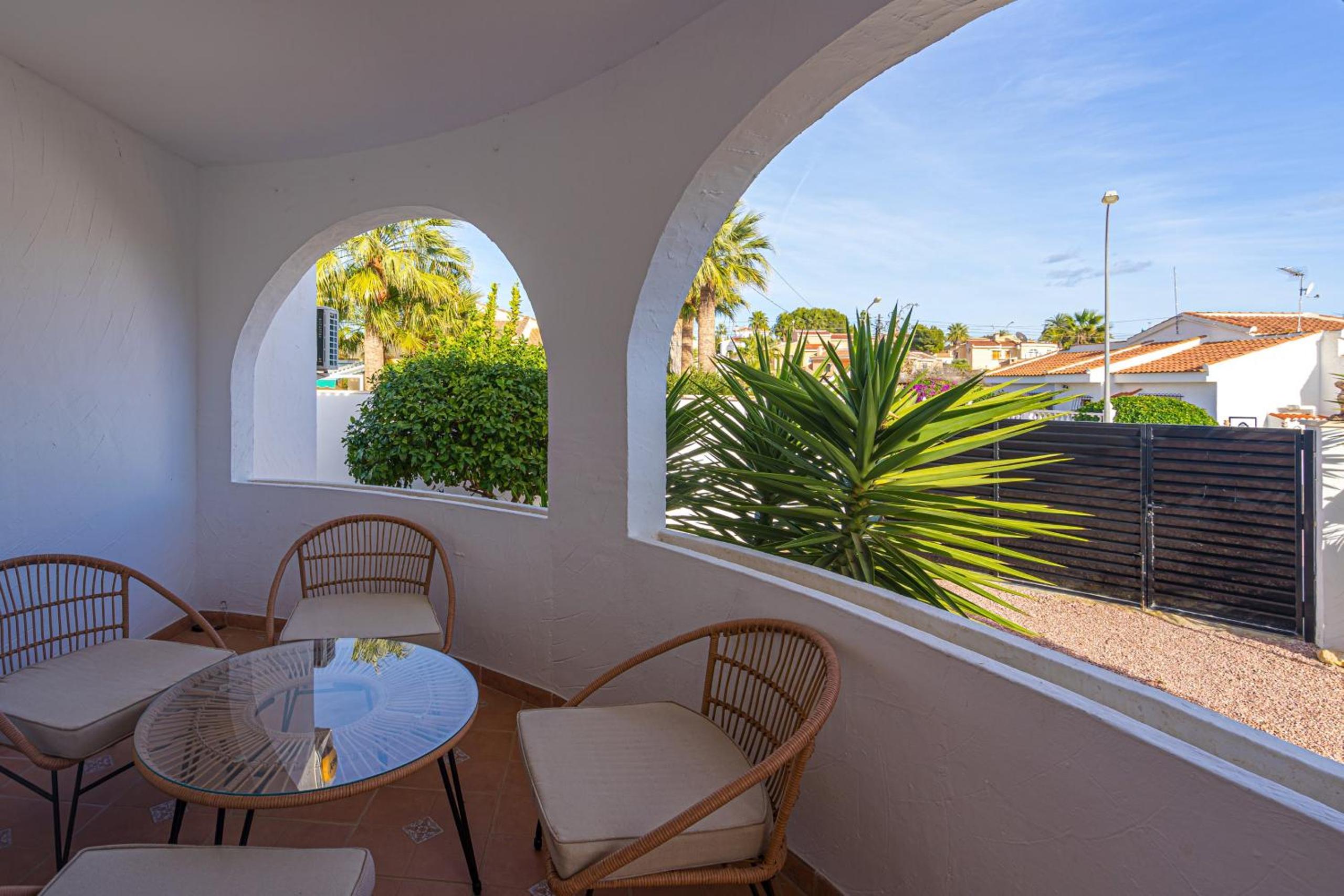 Three-Bedroom Villa photo 3