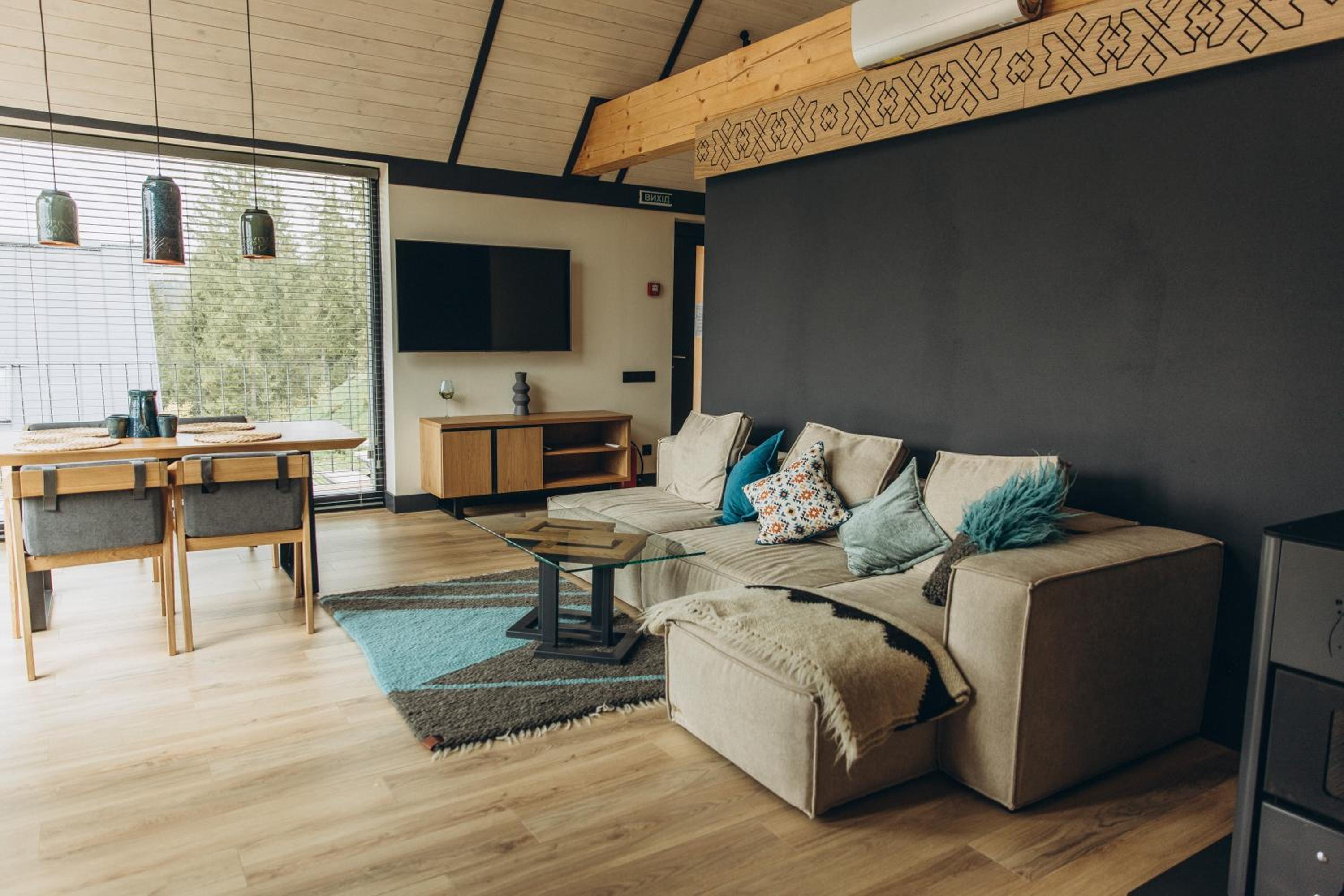 One-Bedroom Chalet photo 2