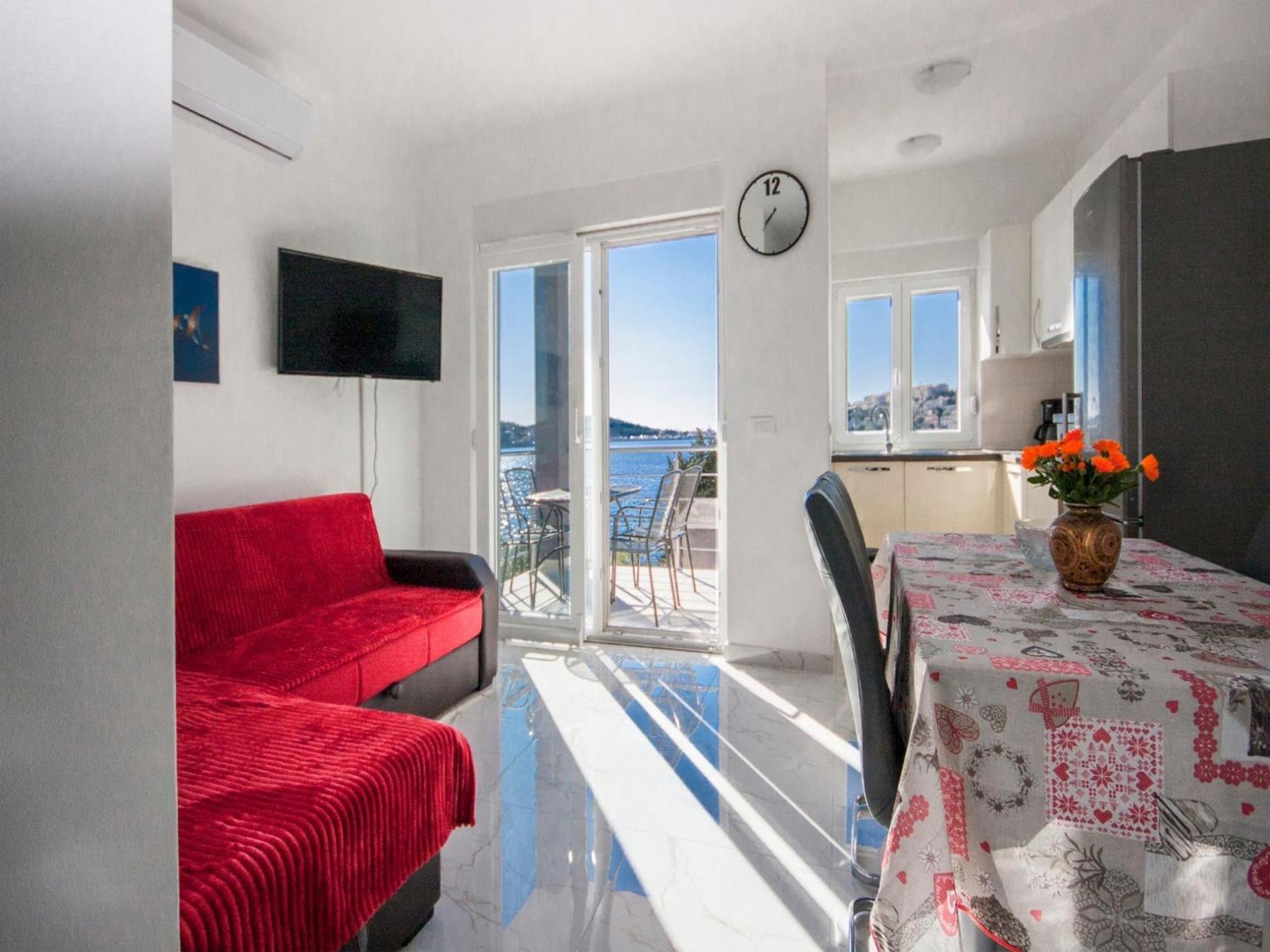 One Bedroom Apartment with Balcony photo 1