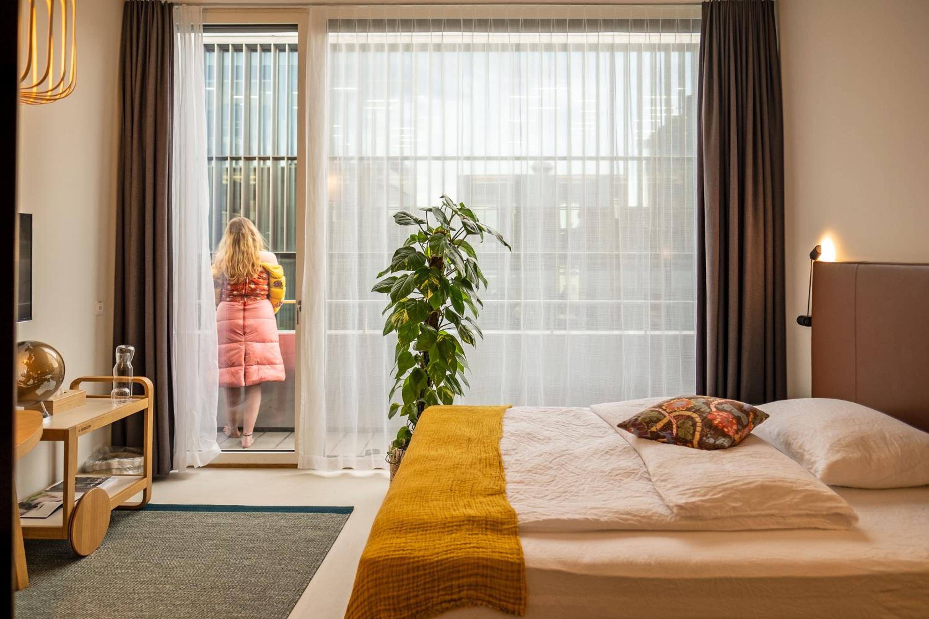 Deluxe Balcony Room  photo 3