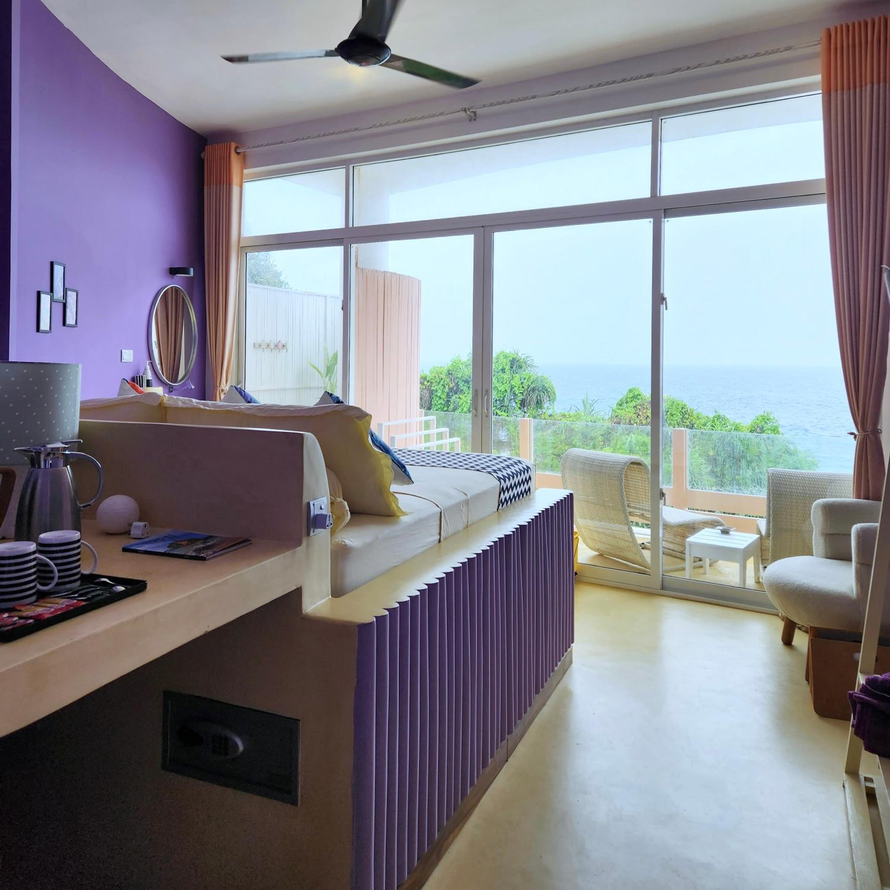 Queen Room with Sea View photo 3
