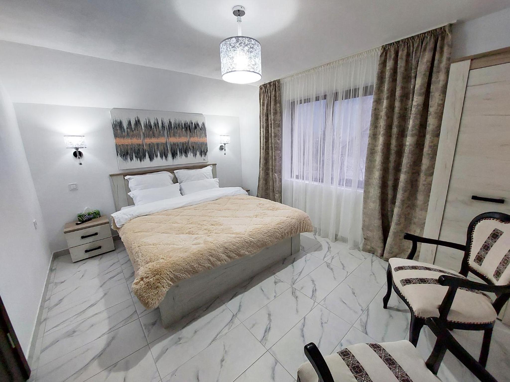 Four-Bedroom House photo 1