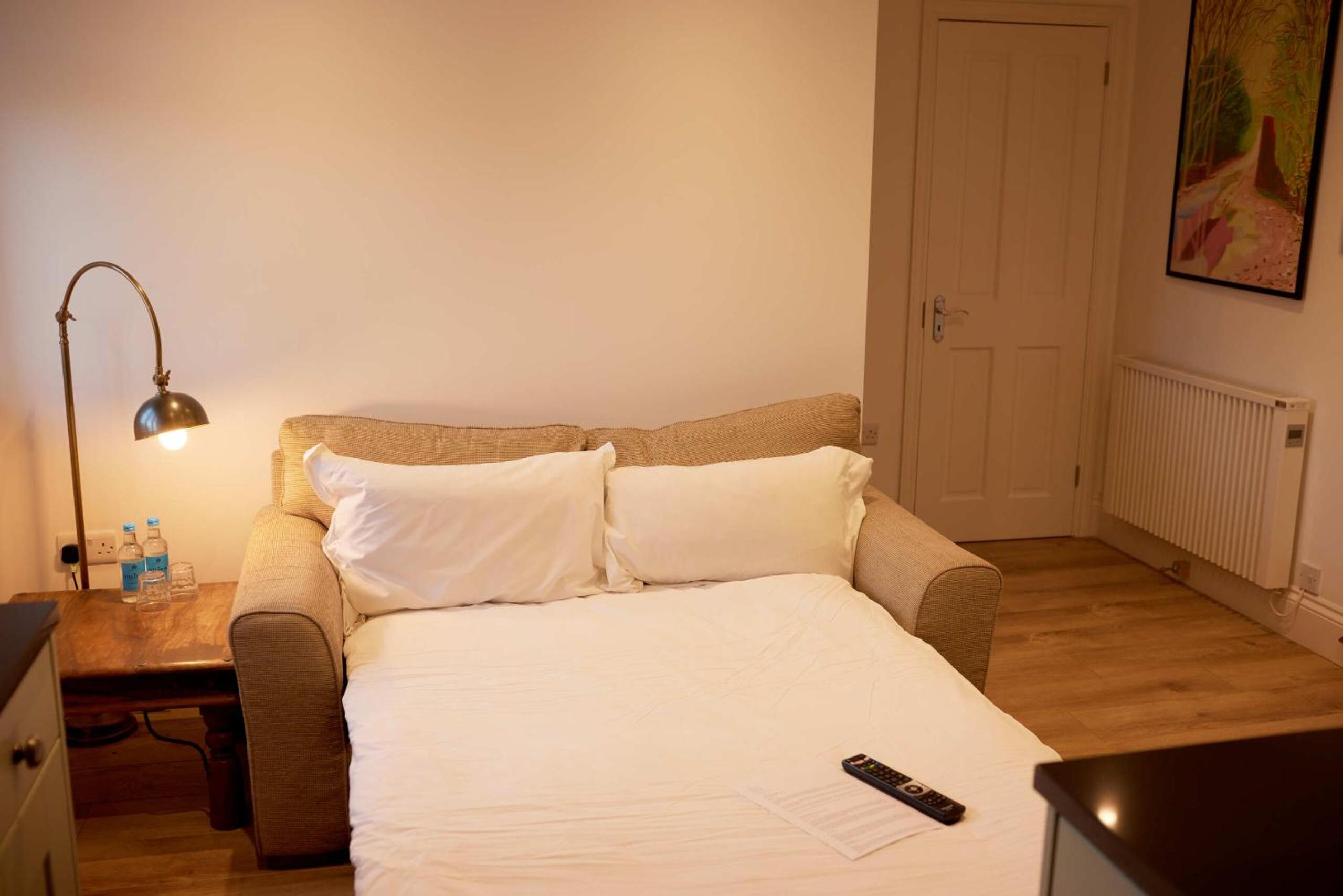 Family Room - Photo 9