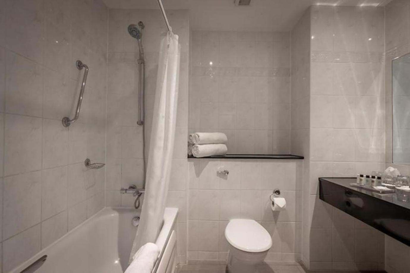 Superior Triple Room photo 3