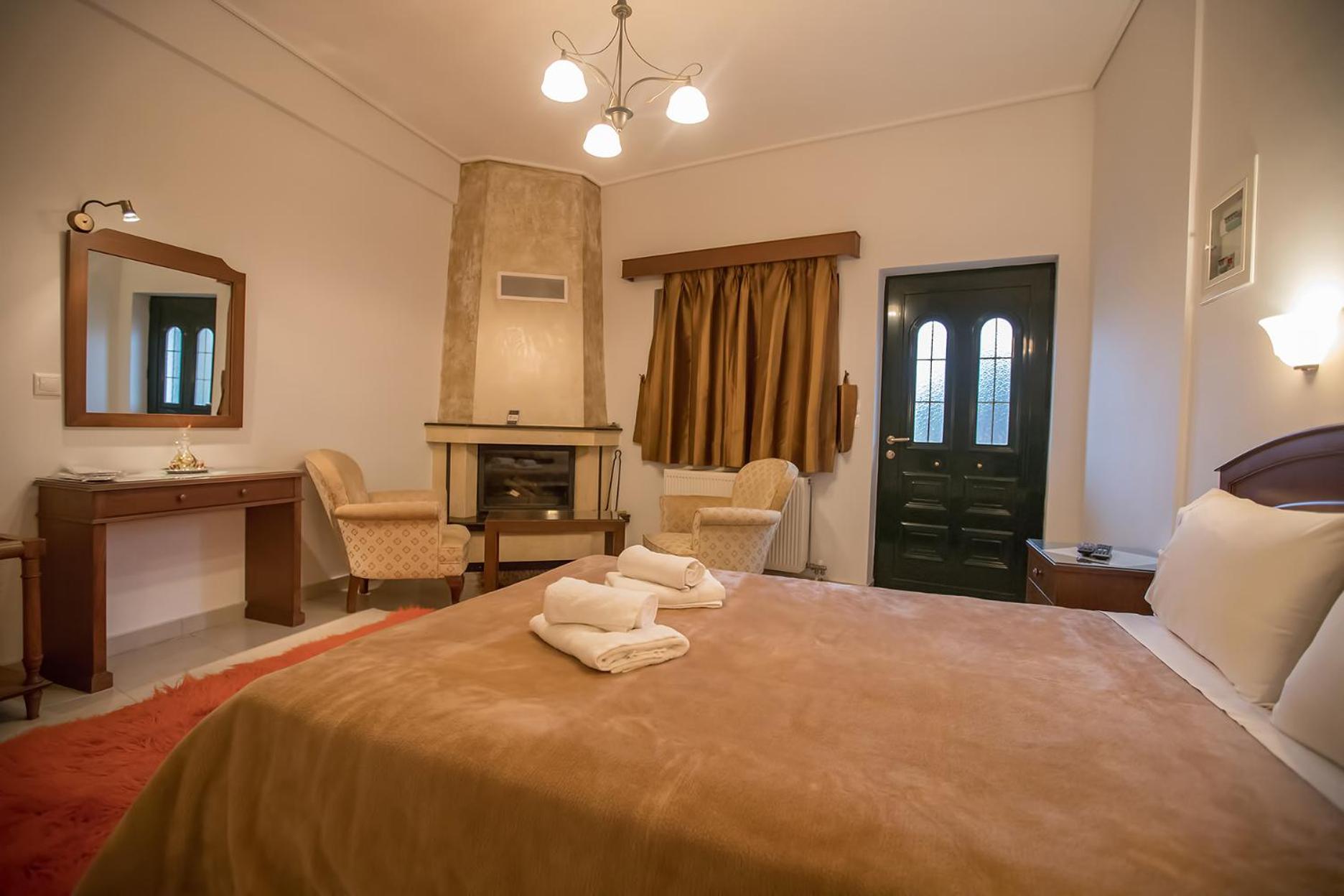 Double Room with Mountain View - Photo 5