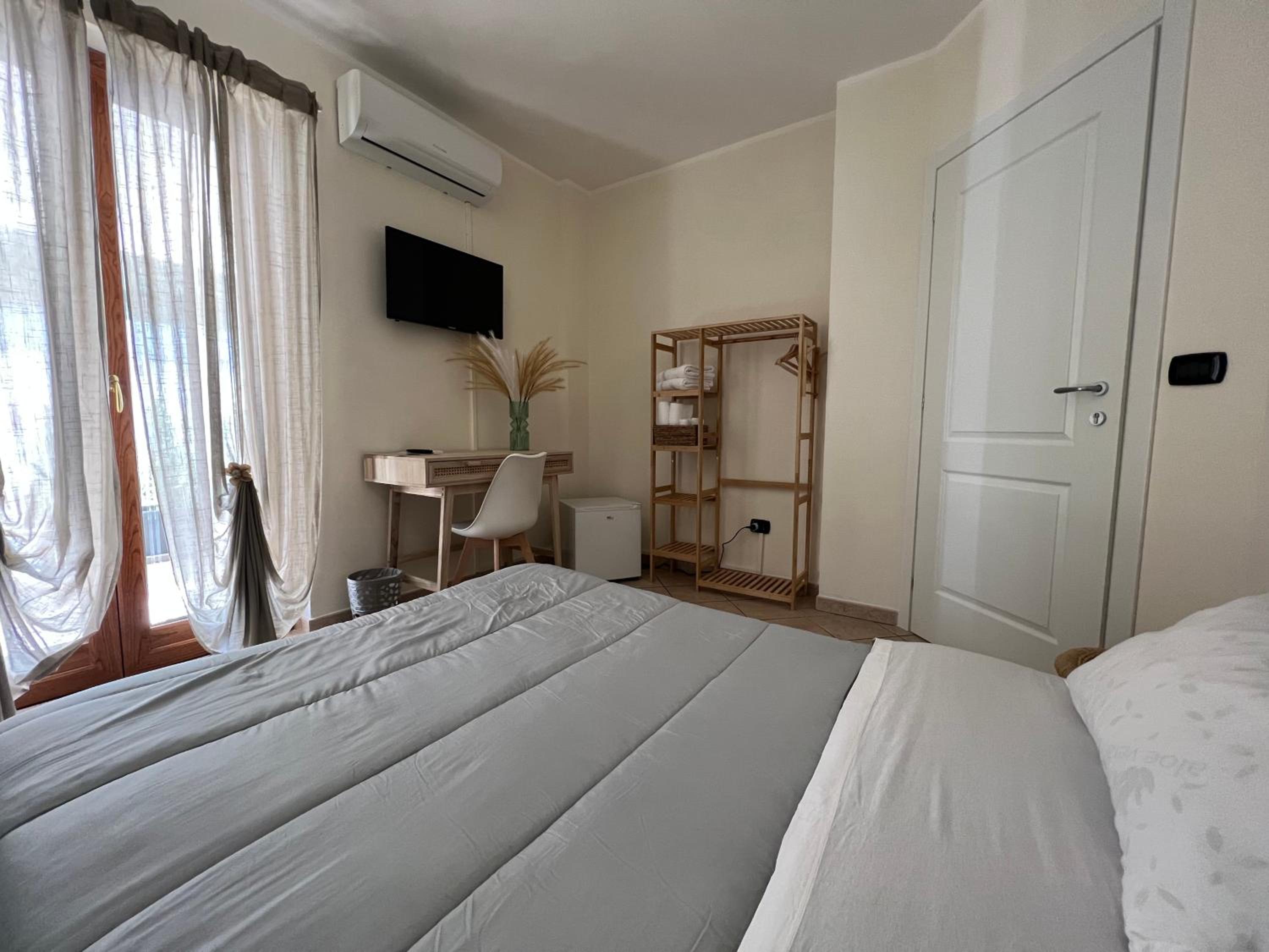 Double Room with Patio photo 3
