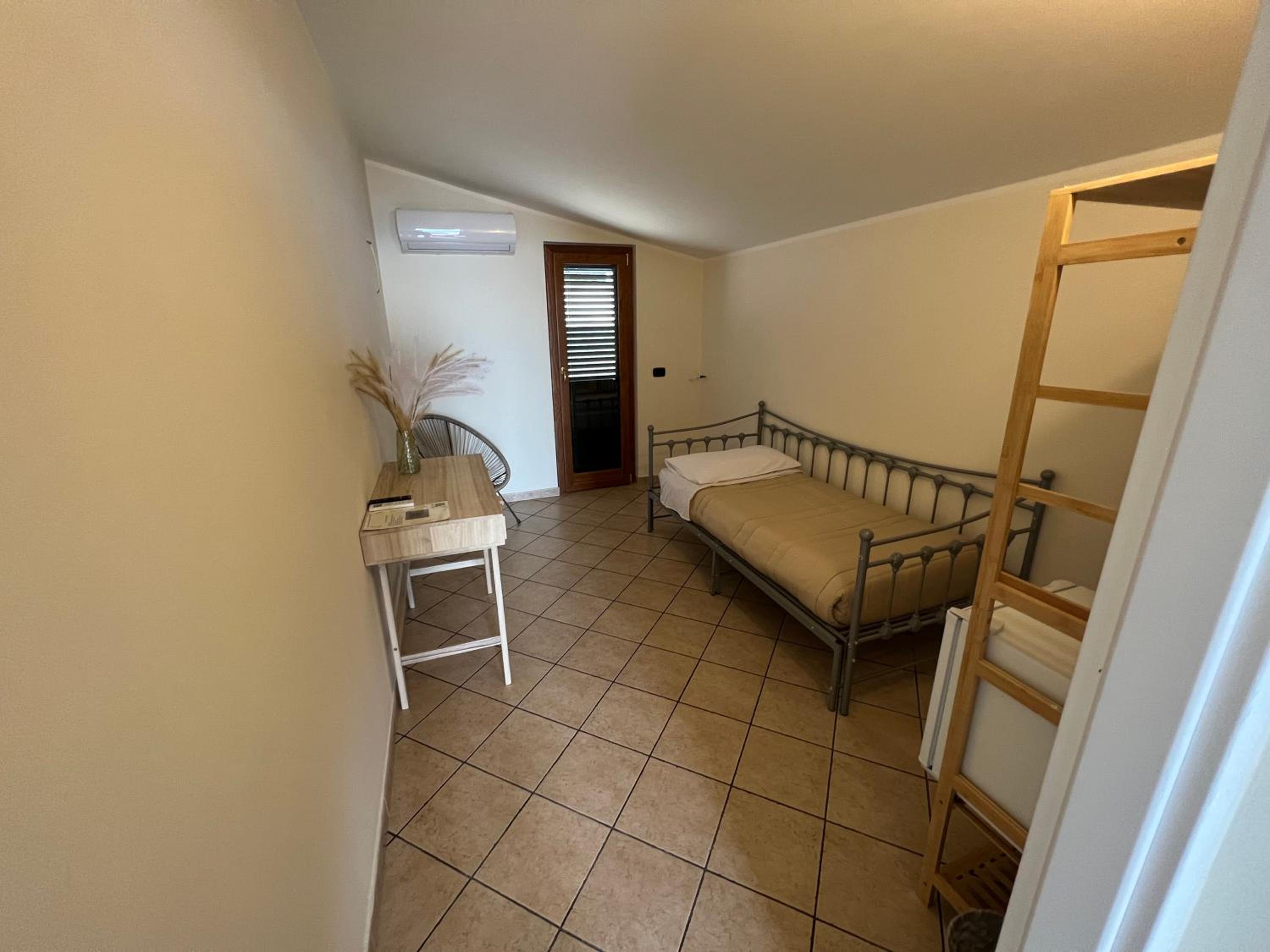 Family Room with Terrace photo 3