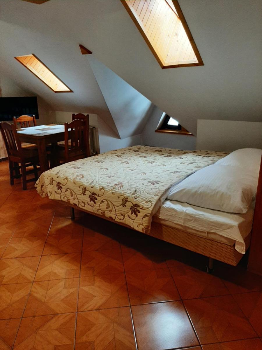 Quadruple Room - Photo 10