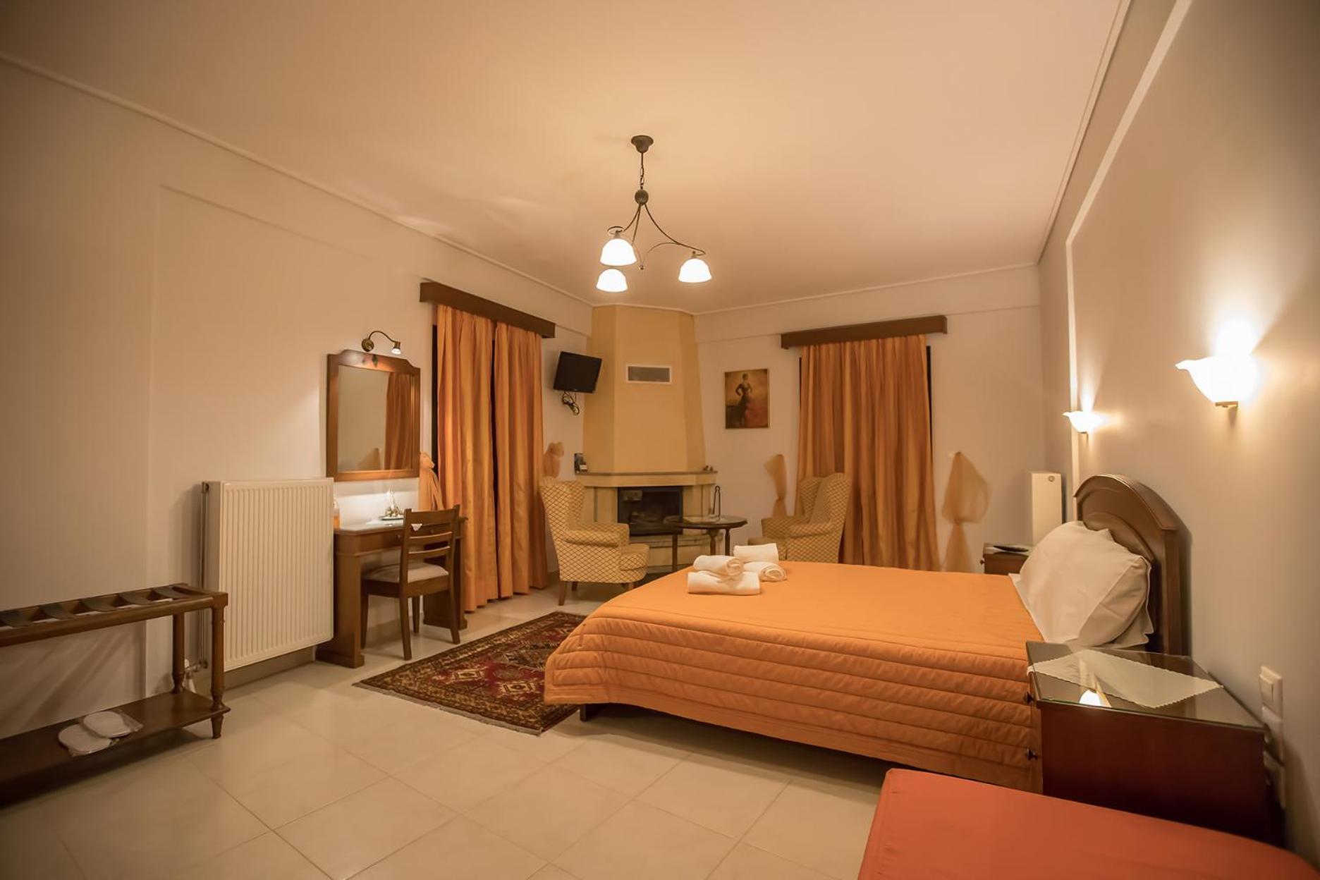 Double Room with Lake View - Photo 2