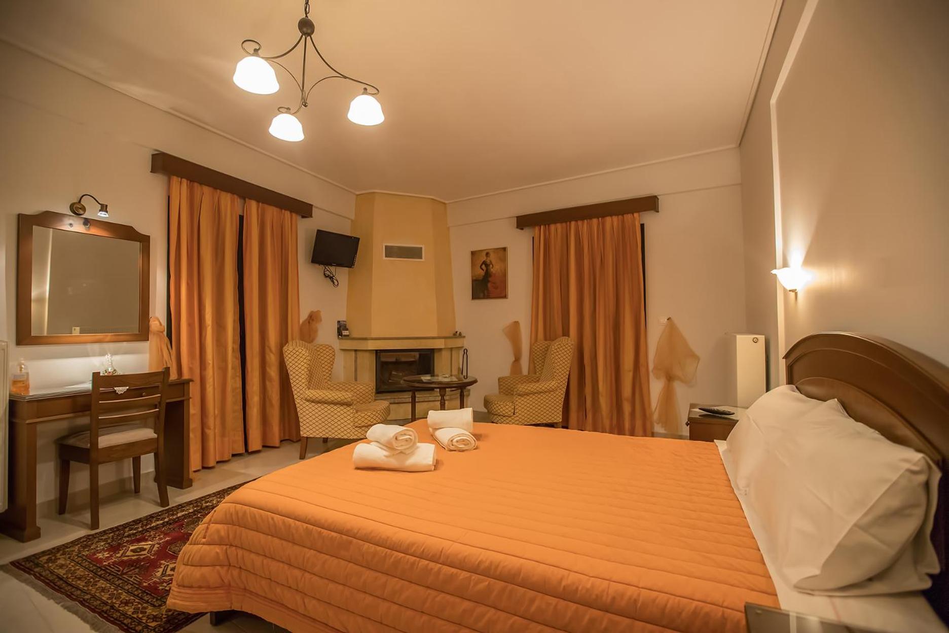 Double Room with Lake View - Photo 7