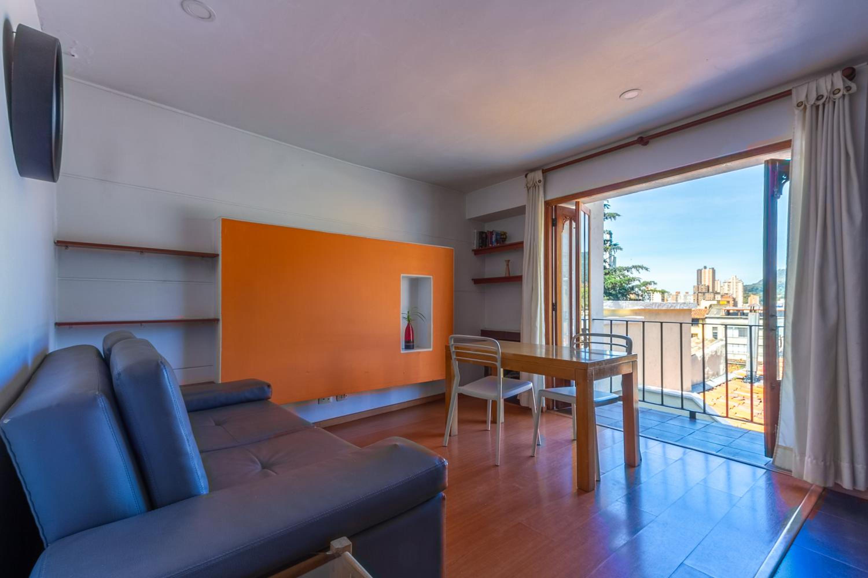 Apartment with Balcony