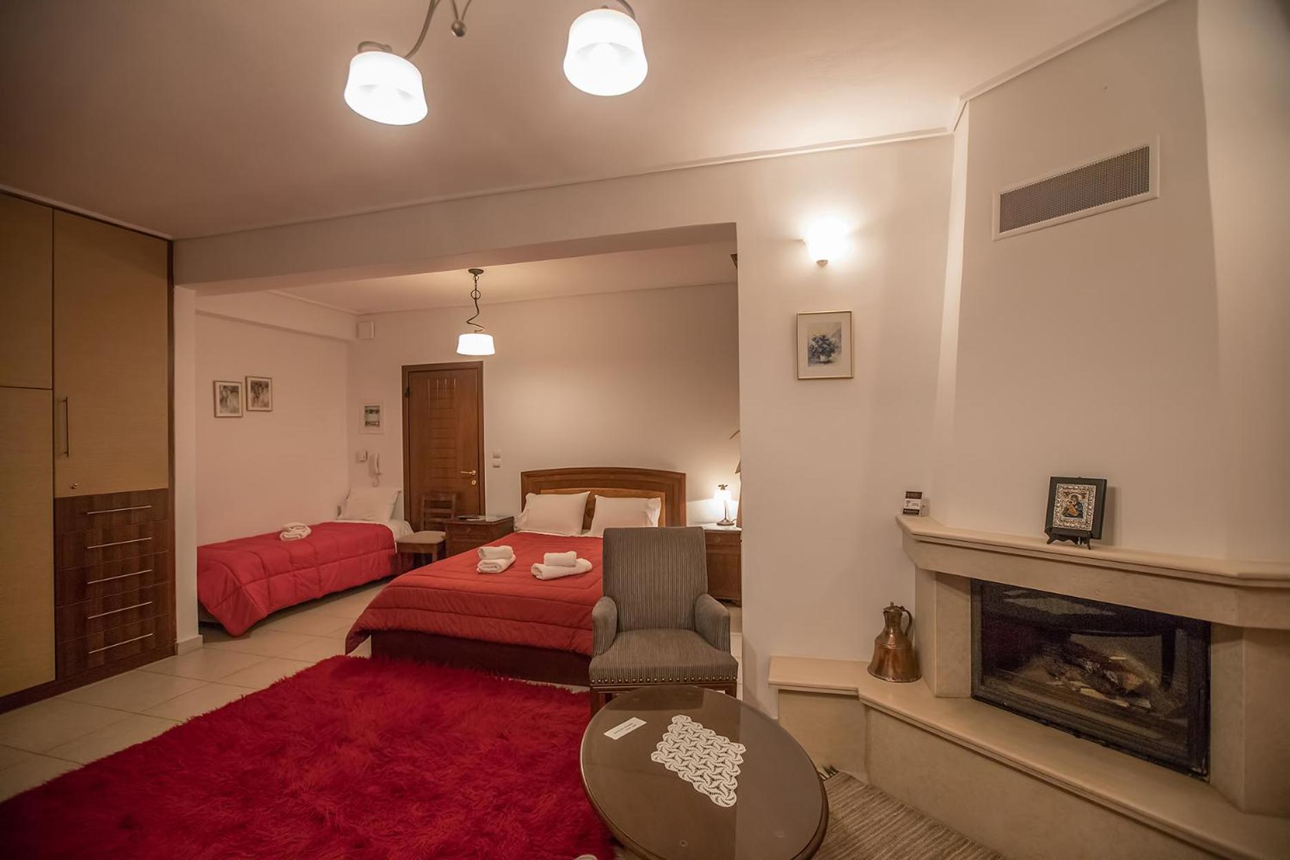 Quadruple Room with Garden View - Photo 2