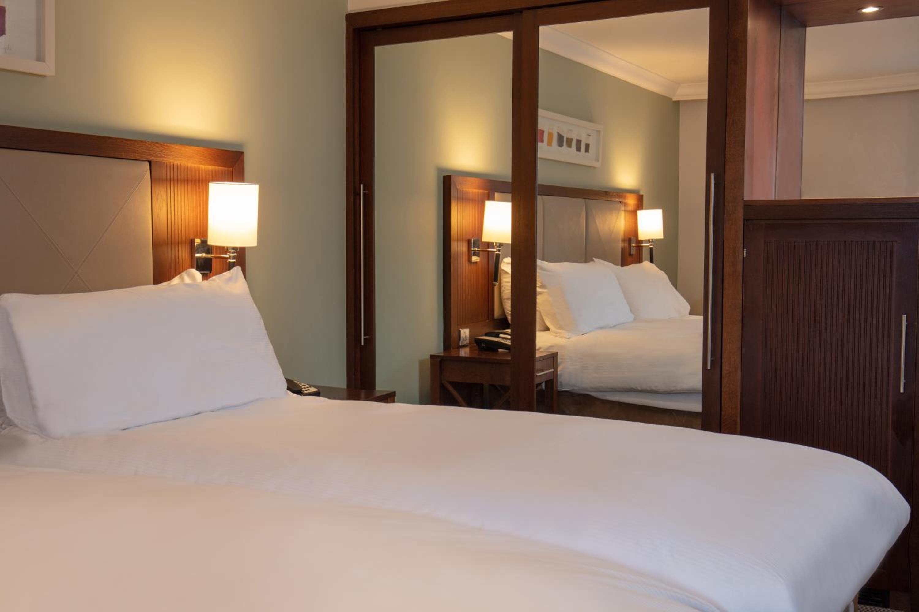 Classic Twin Room - Photo 3