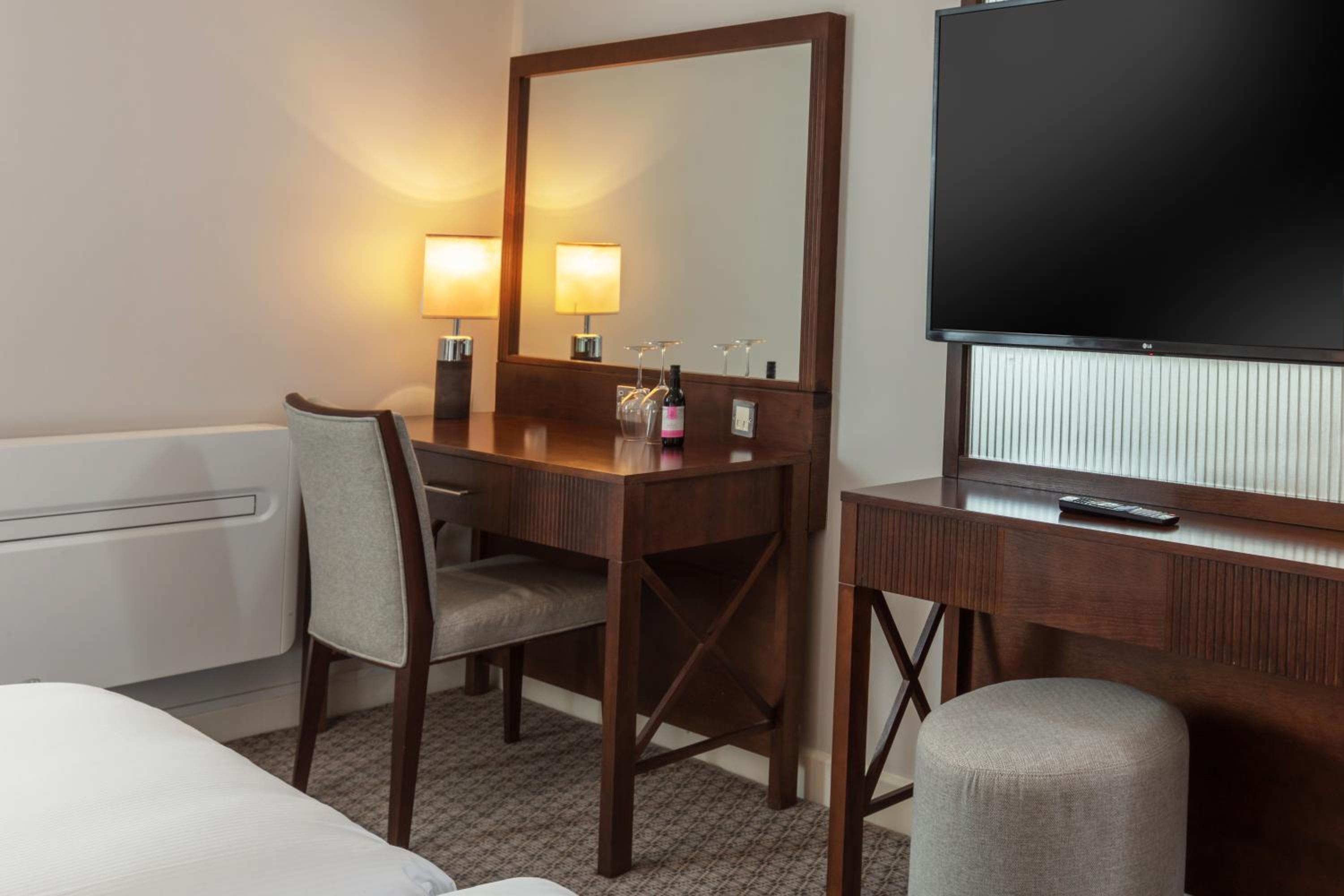 Superior Twin Room - Photo 3