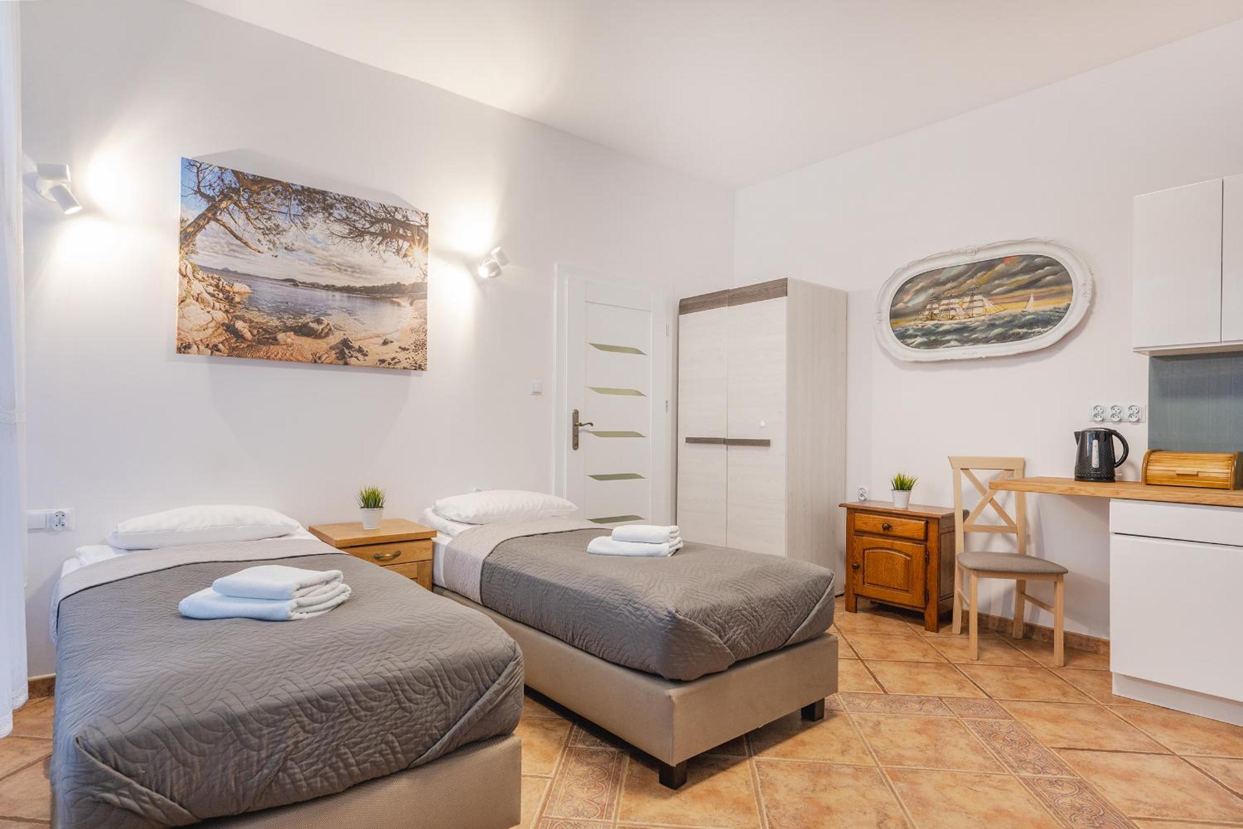 Standard Double or Twin Room photo 2