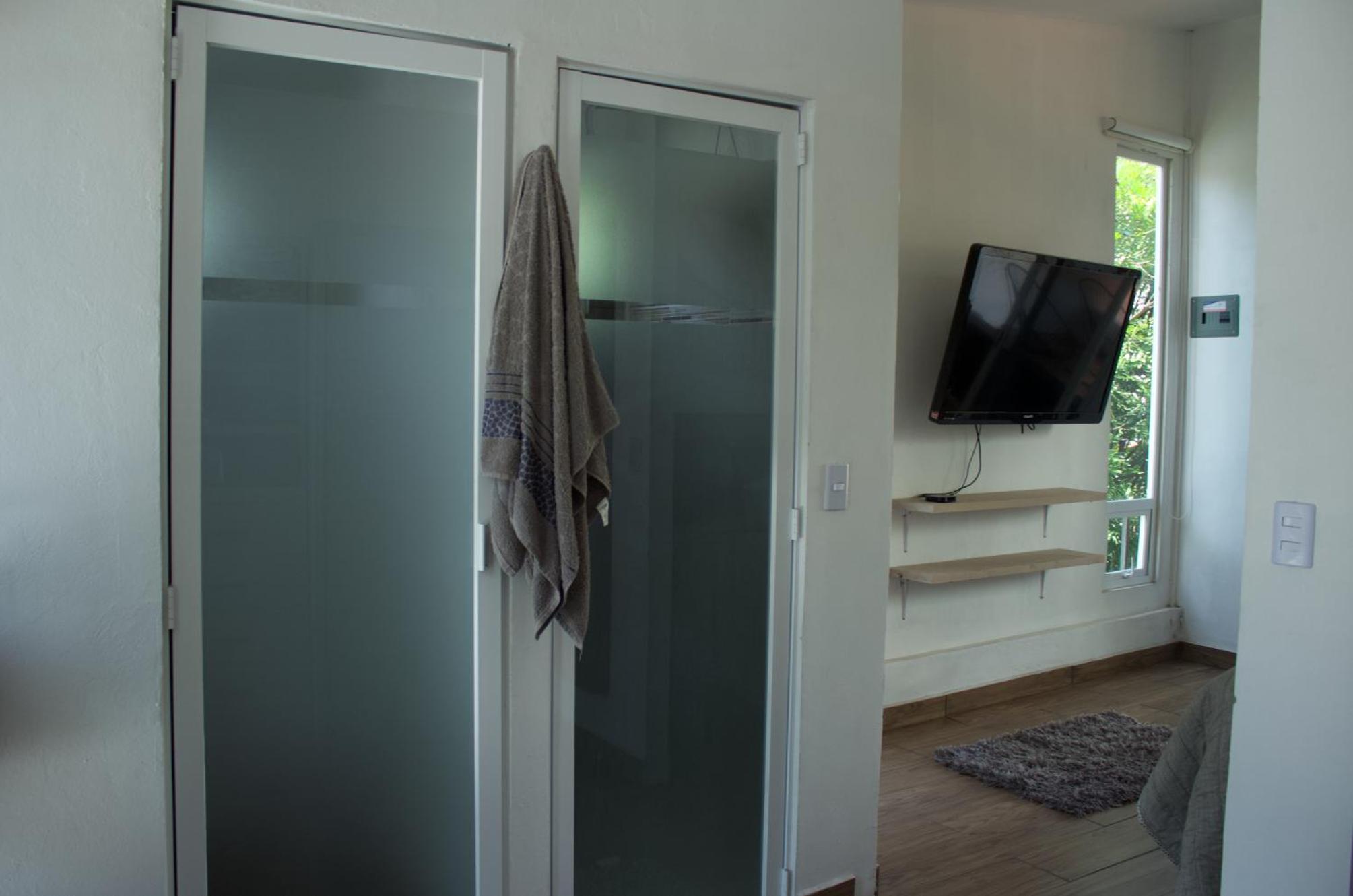 One-Bedroom Villa - Photo 2