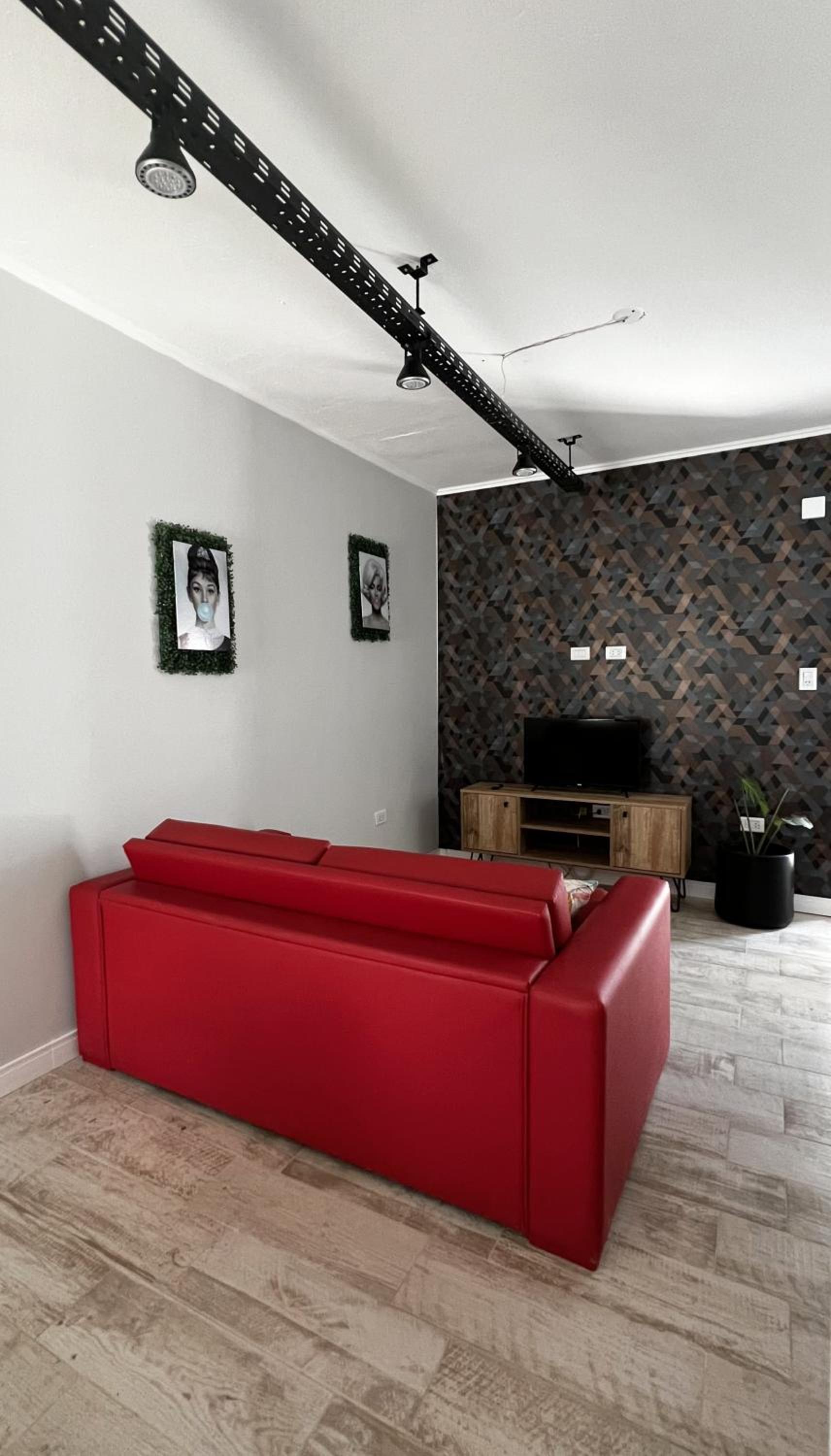 Apartment photo 1