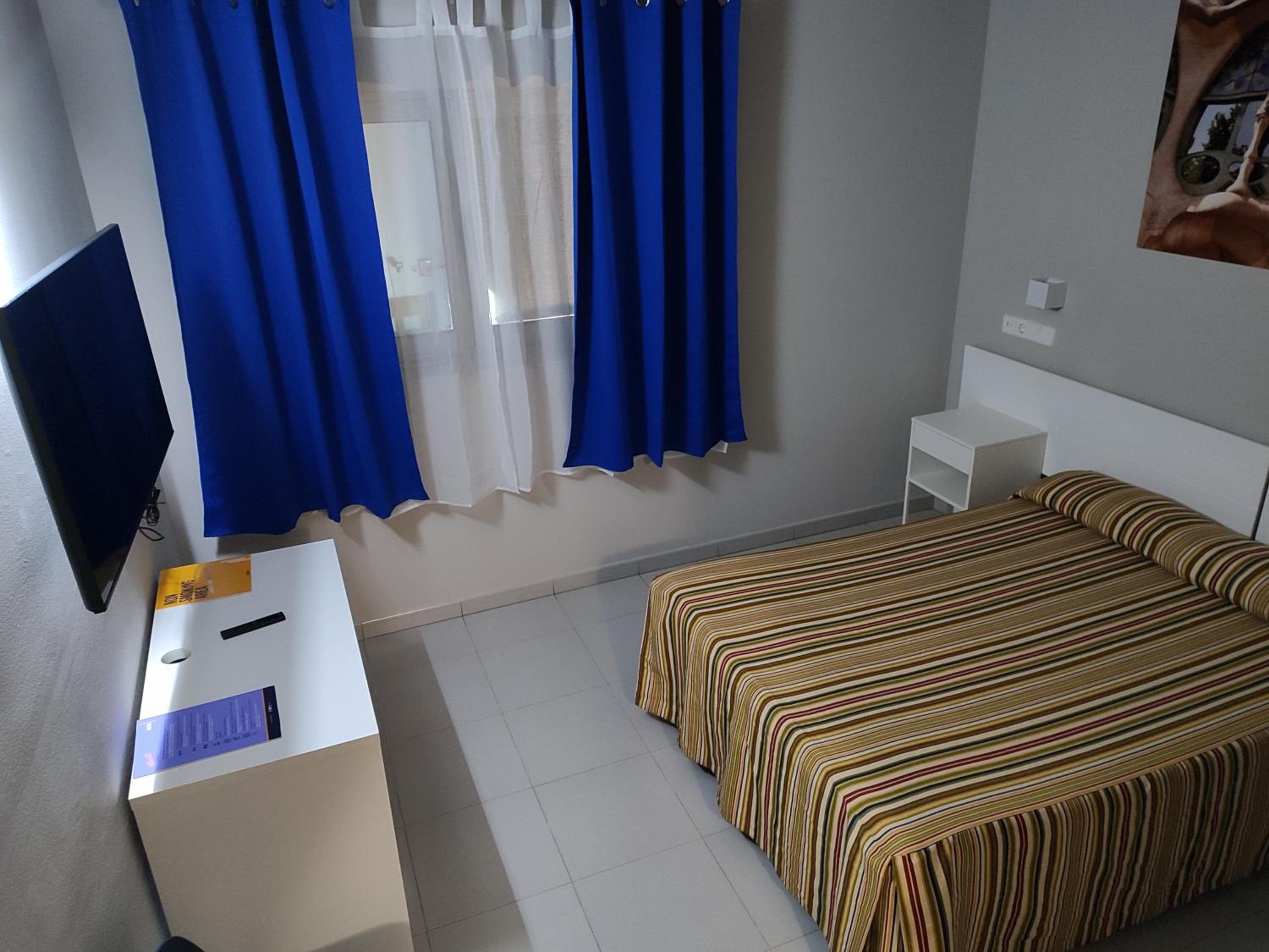 Double or Twin Room photo 3