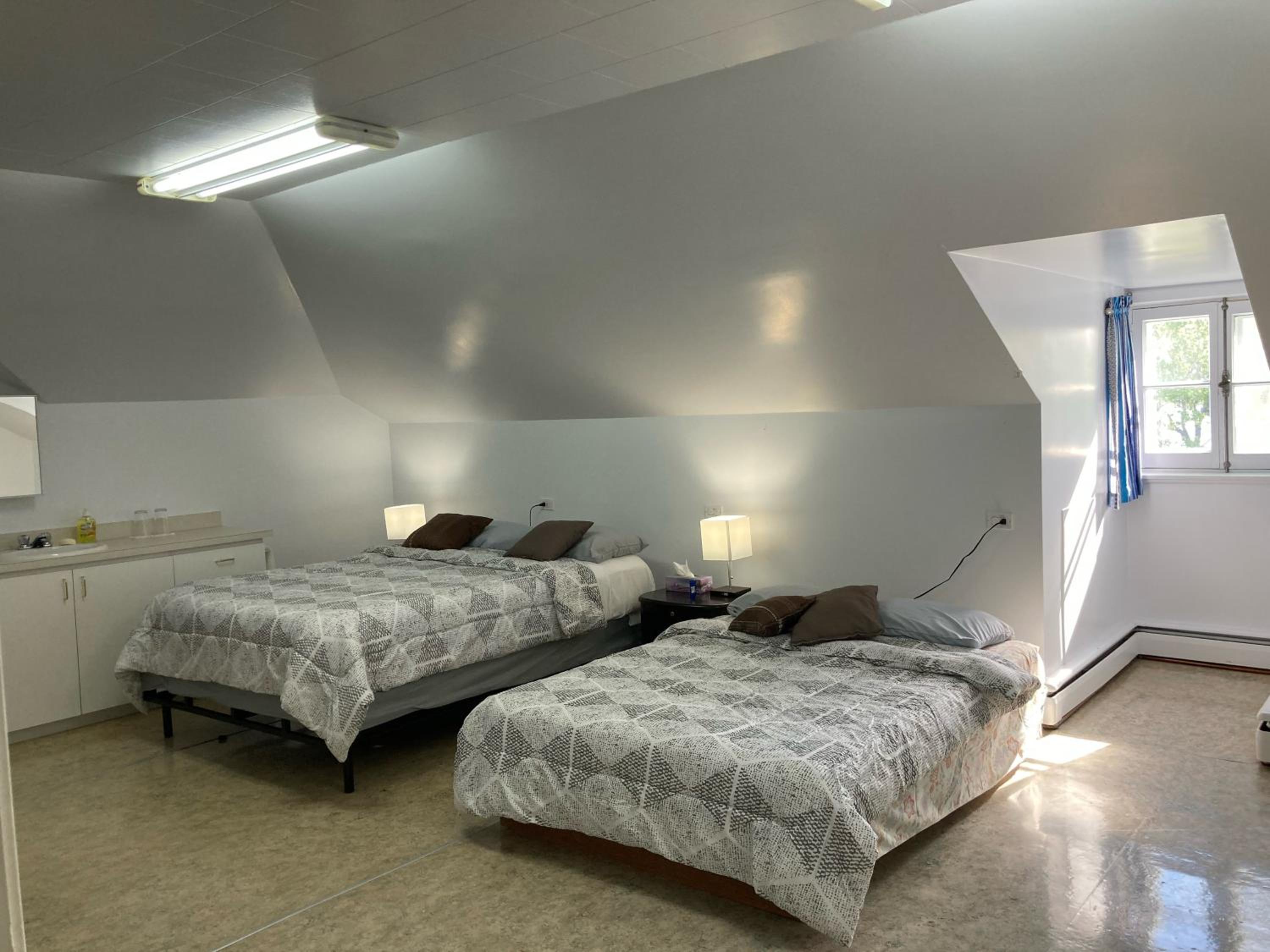 Quadruple Room with Shared Bathroom photo 1