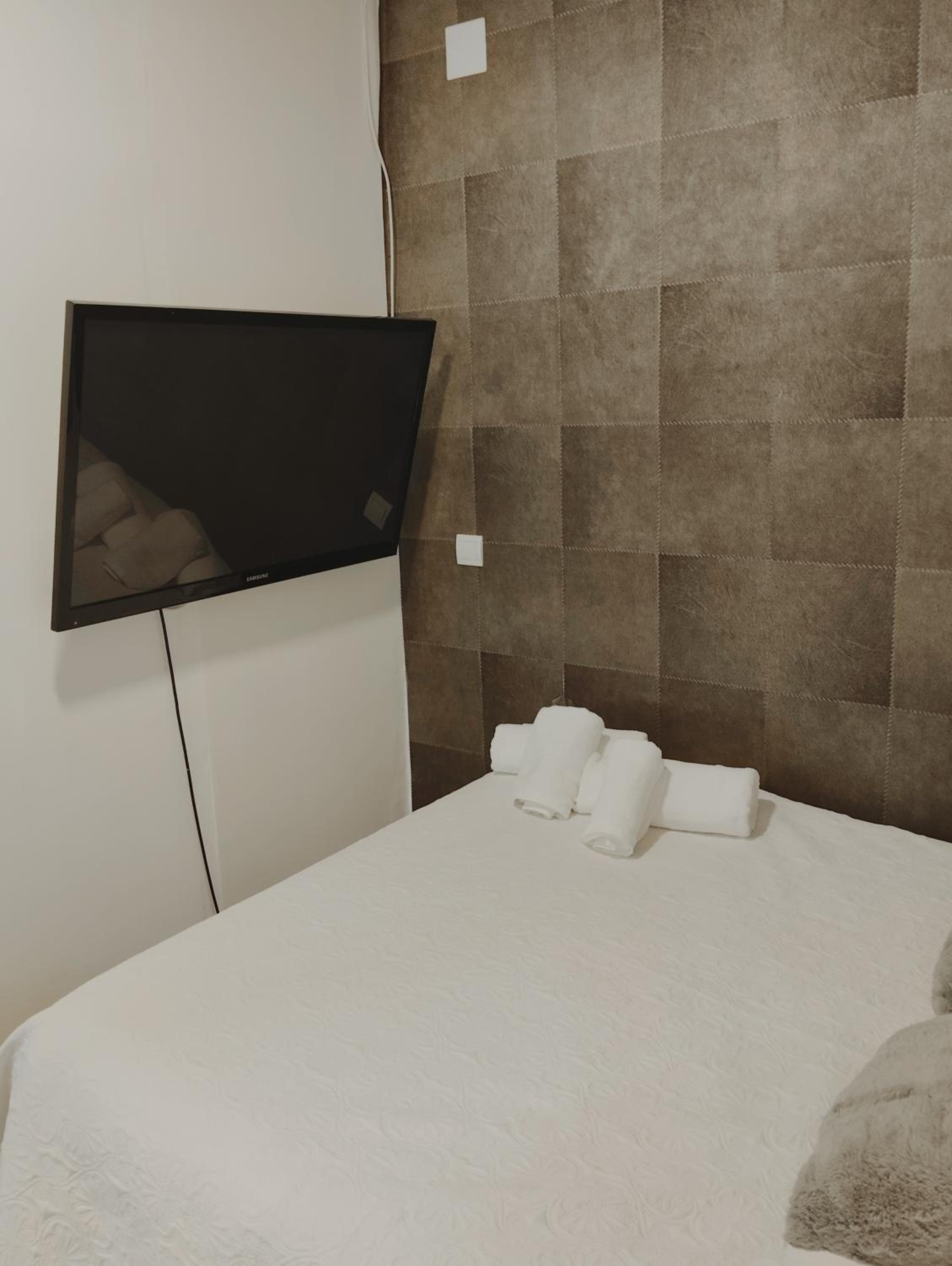 Single Room with Balcony photo 2