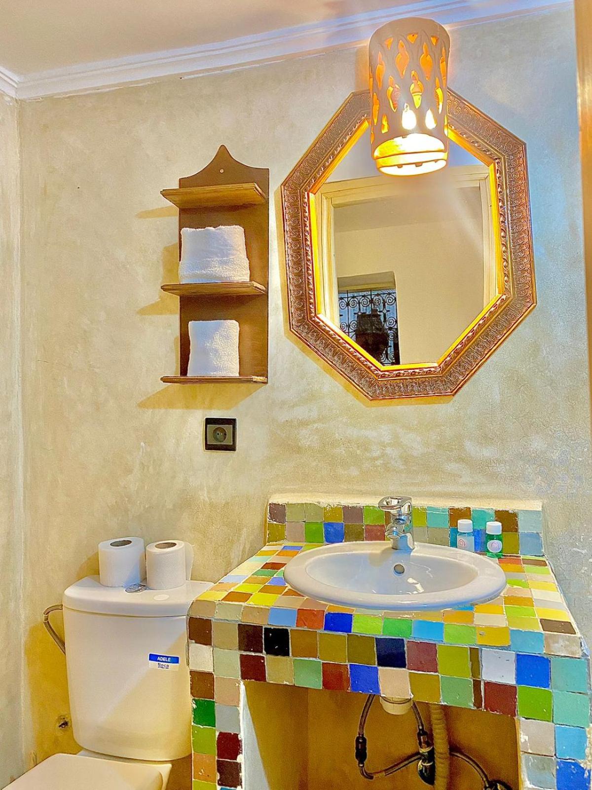 Double Room - Photo 22