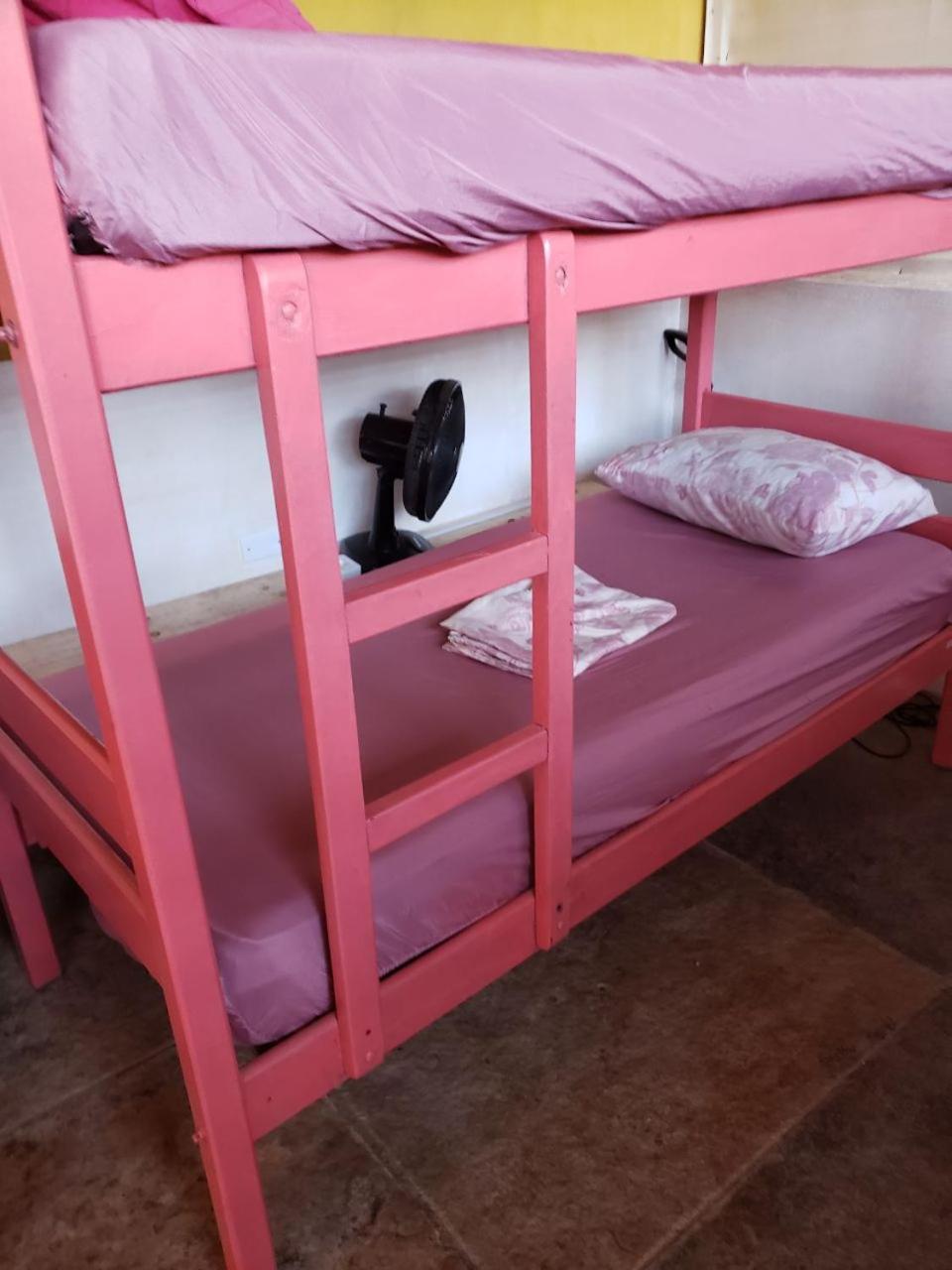 Bed in 10-Bed Mixed Dormitory Room photo 3